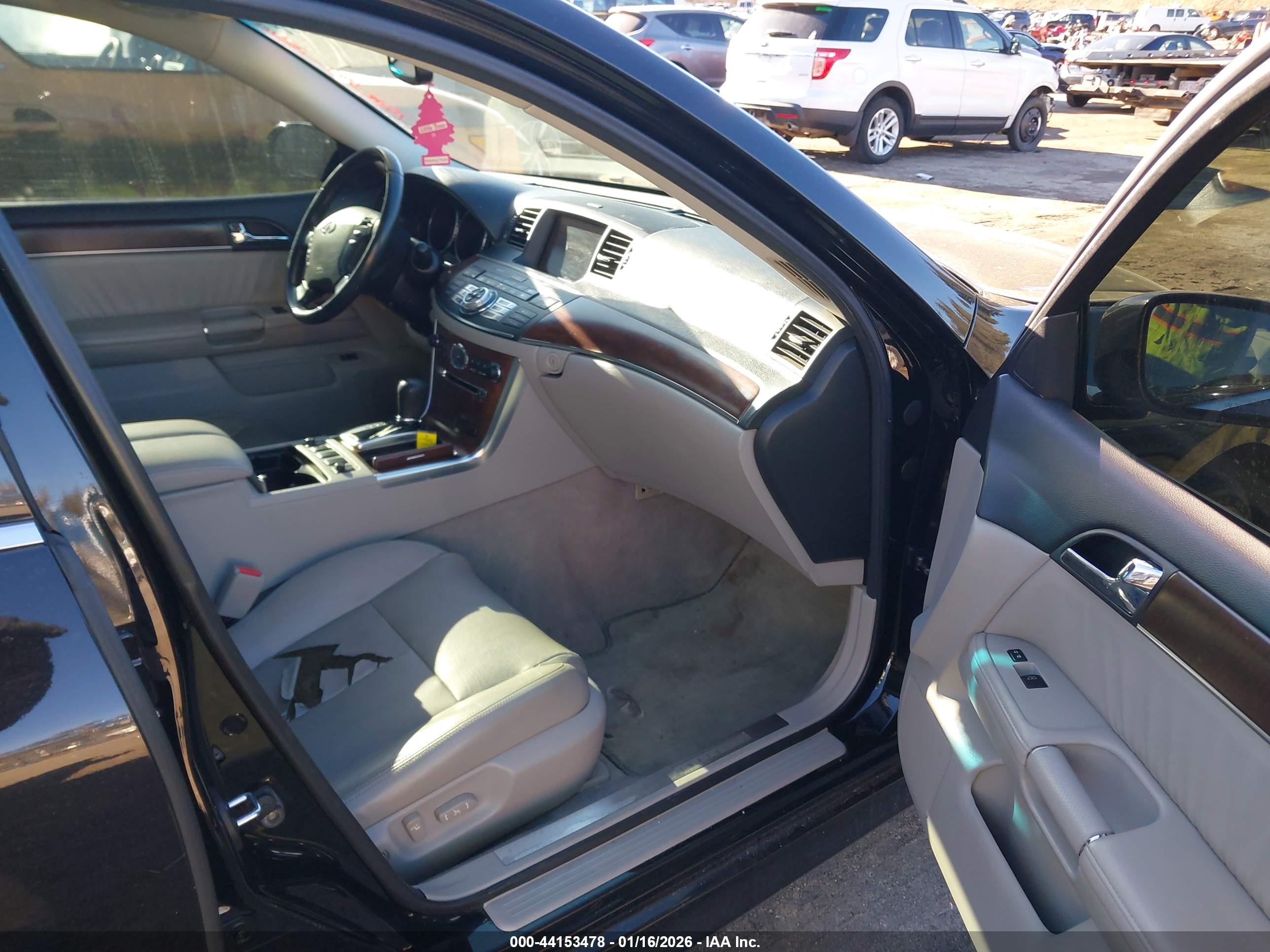INFINITI M35X image 5