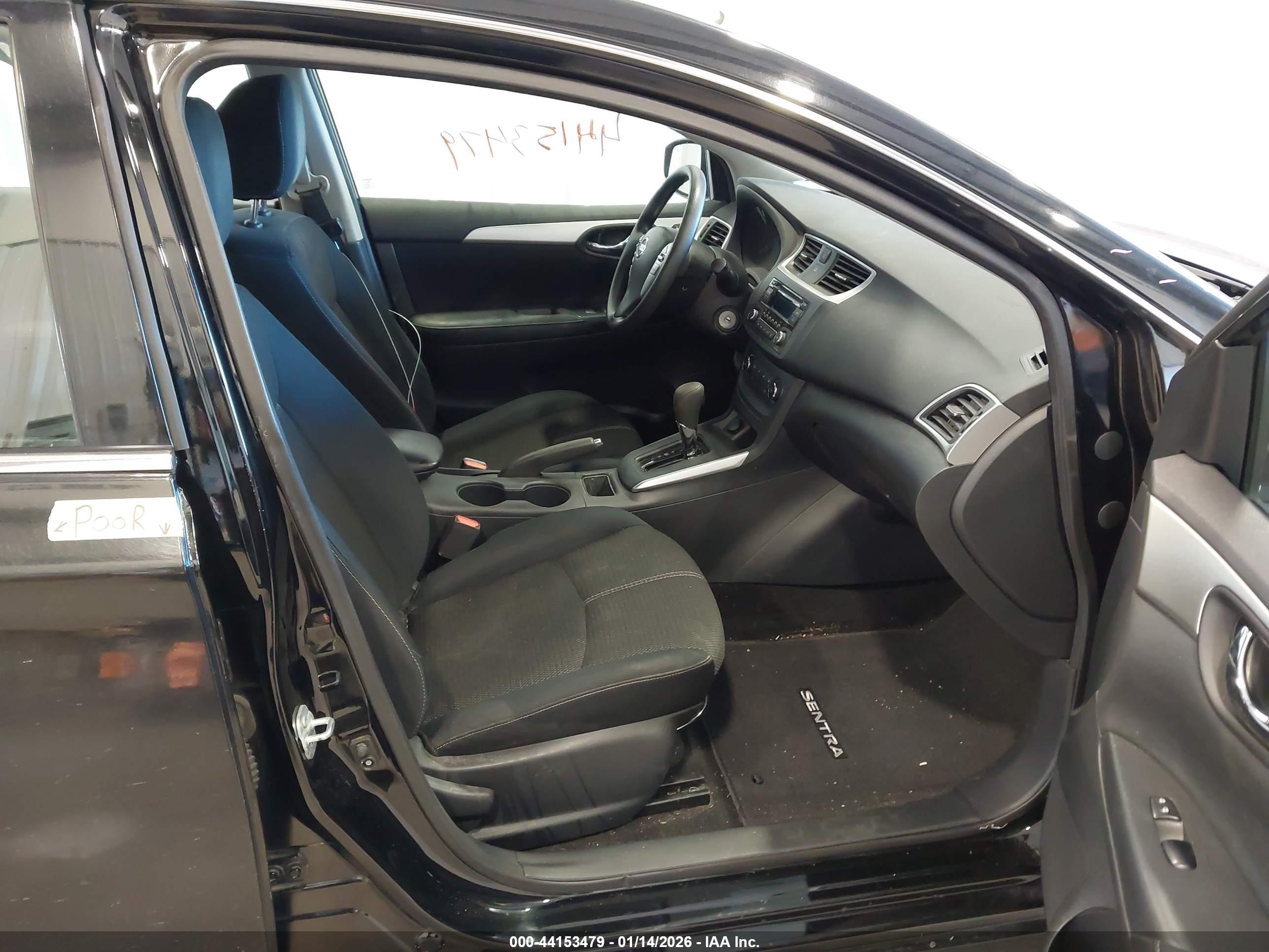 NISSAN SENTRA image 5