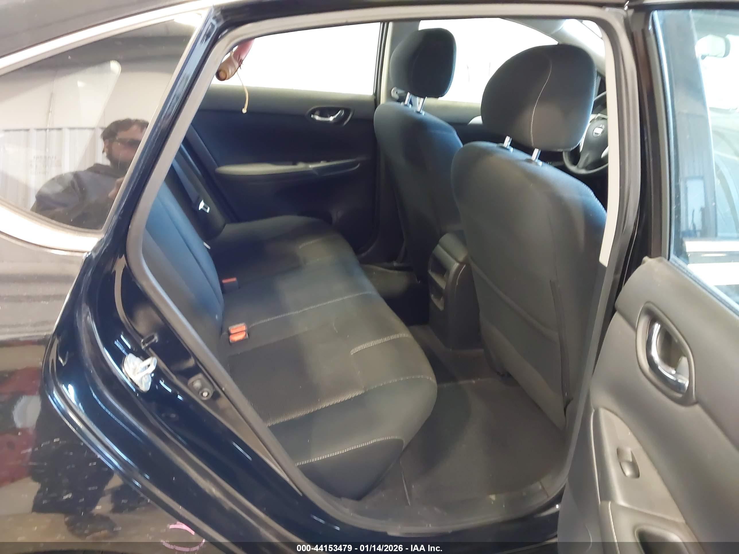 NISSAN SENTRA image 8