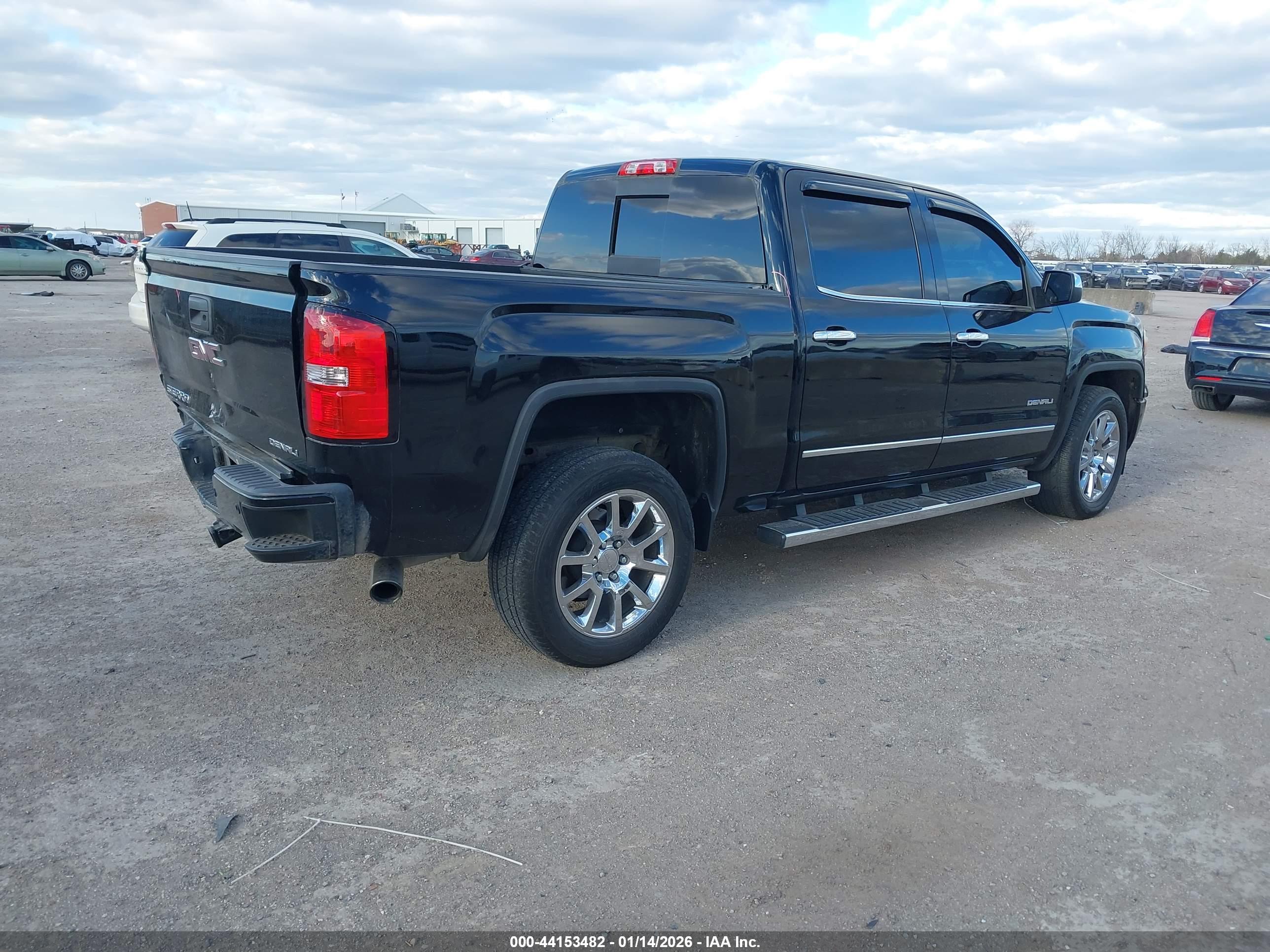 GMC SIERRA image 4