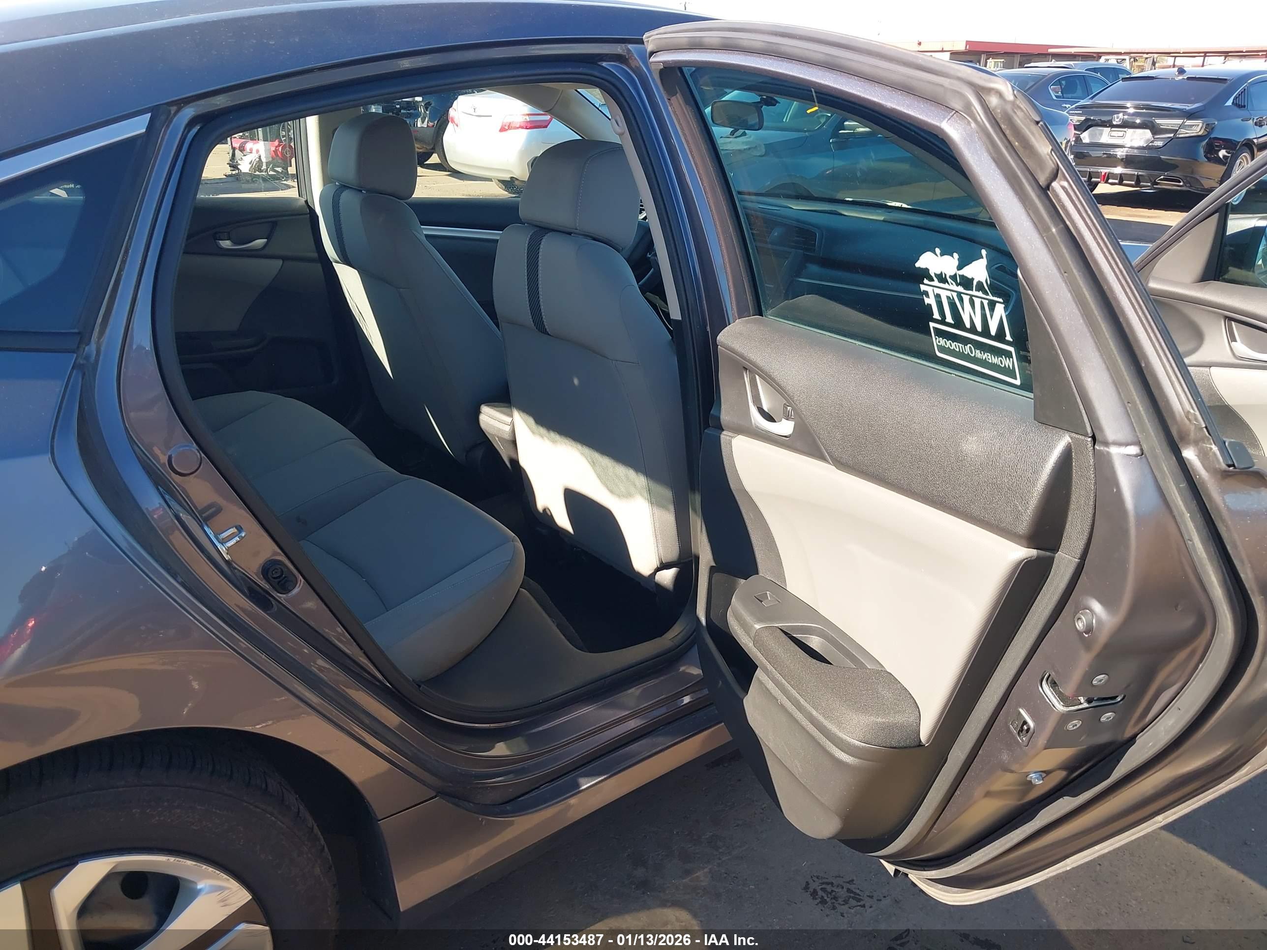 HONDA CIVIC image 8
