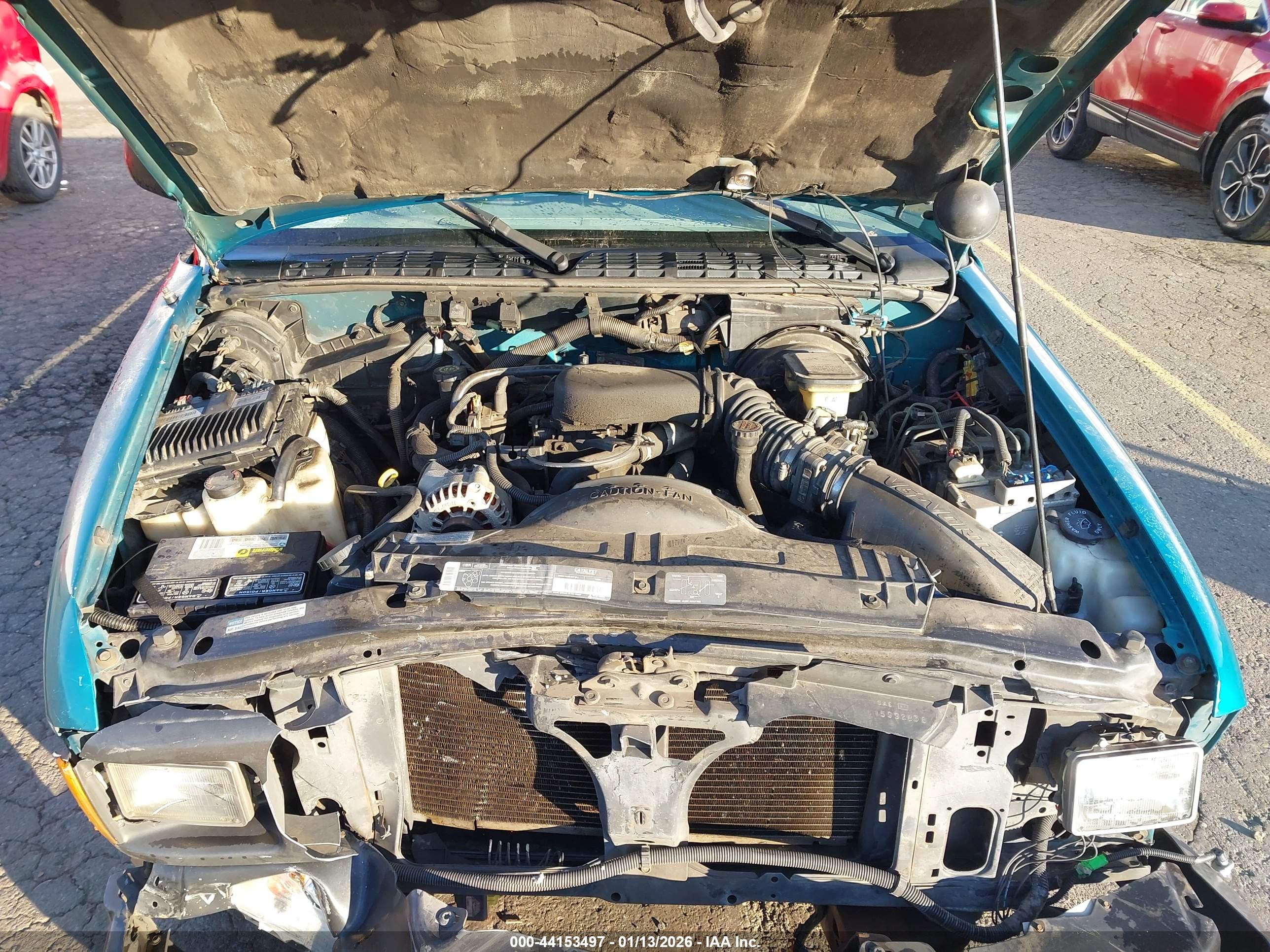 CHEVROLET S image 10