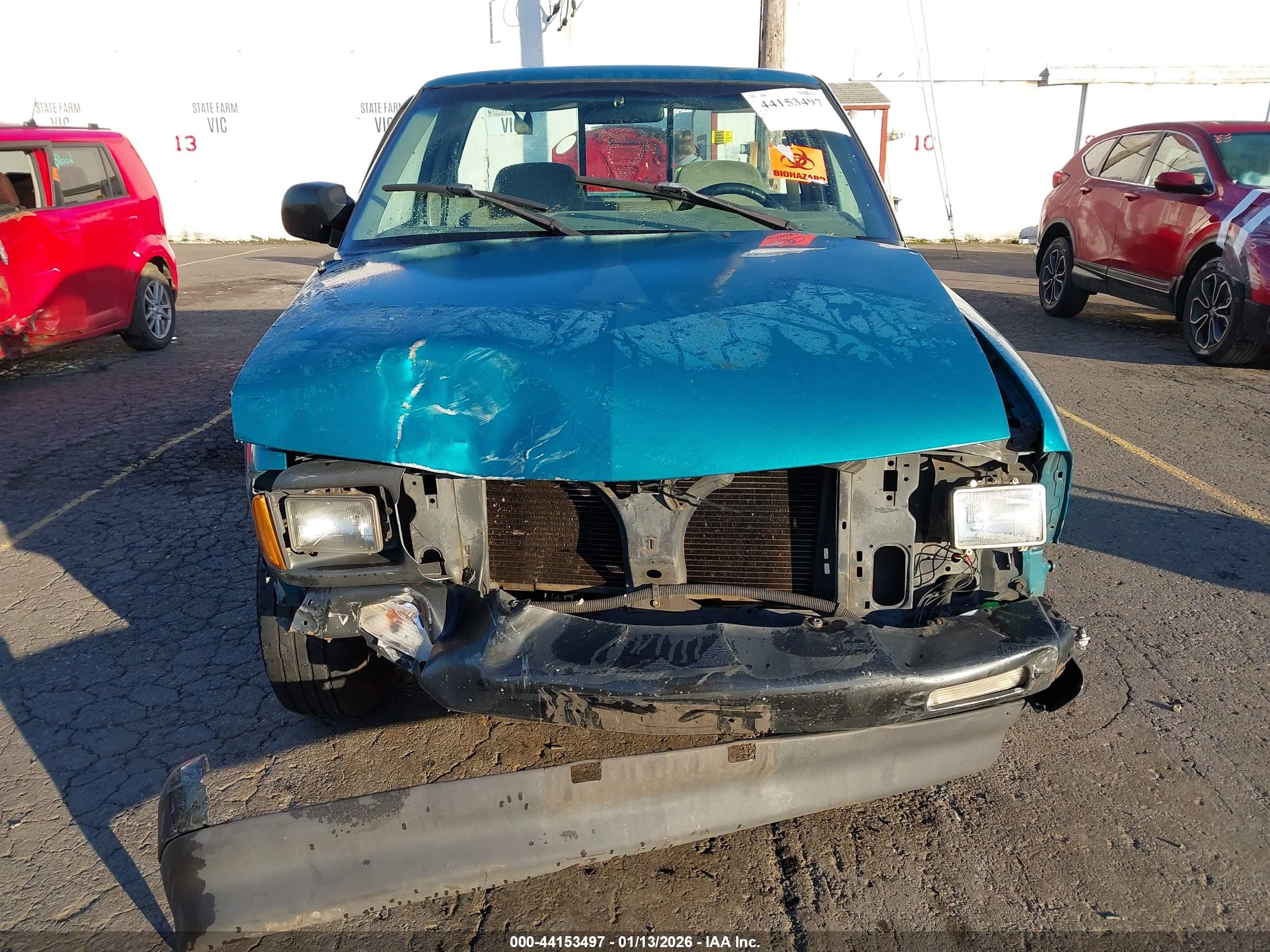 CHEVROLET S image 6