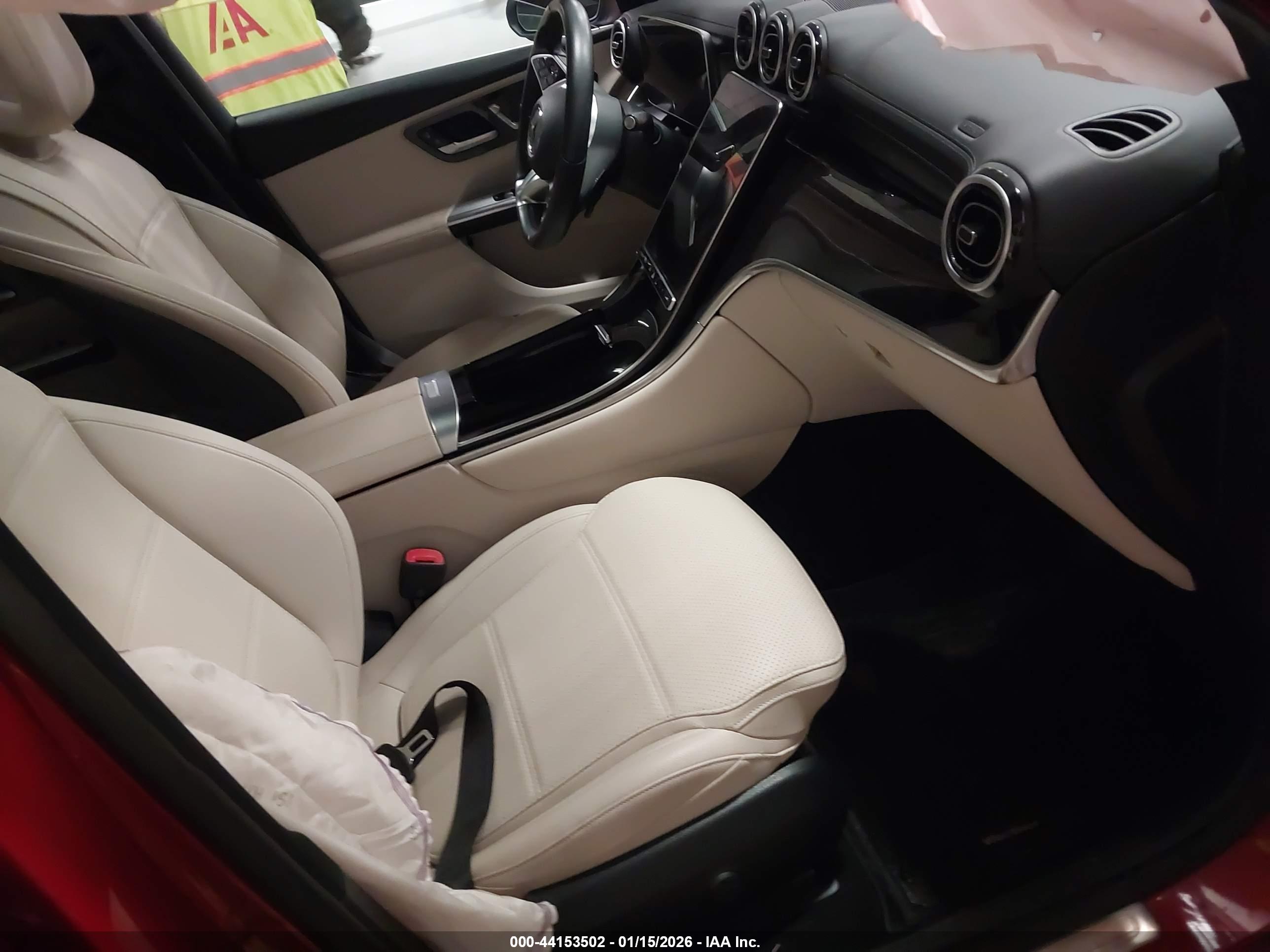MERCEDES-BENZ GLC image 5