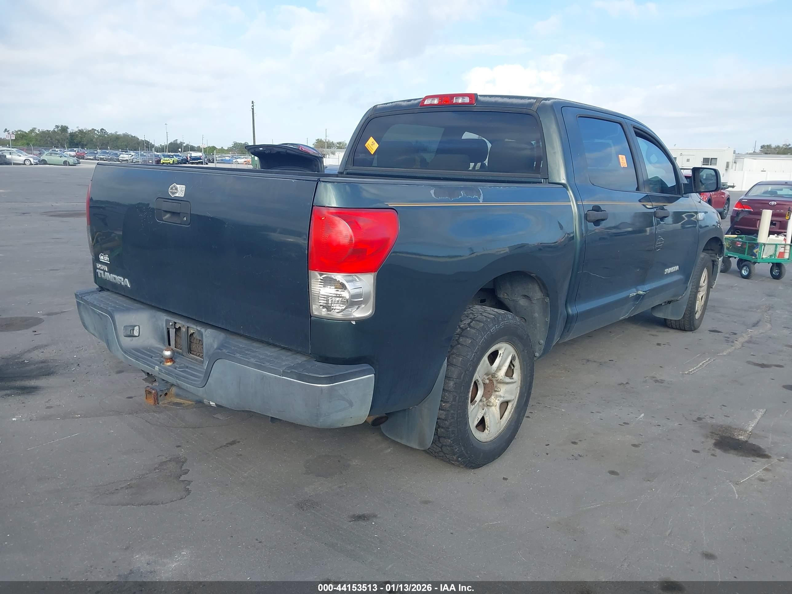TOYOTA TUNDRA image 4