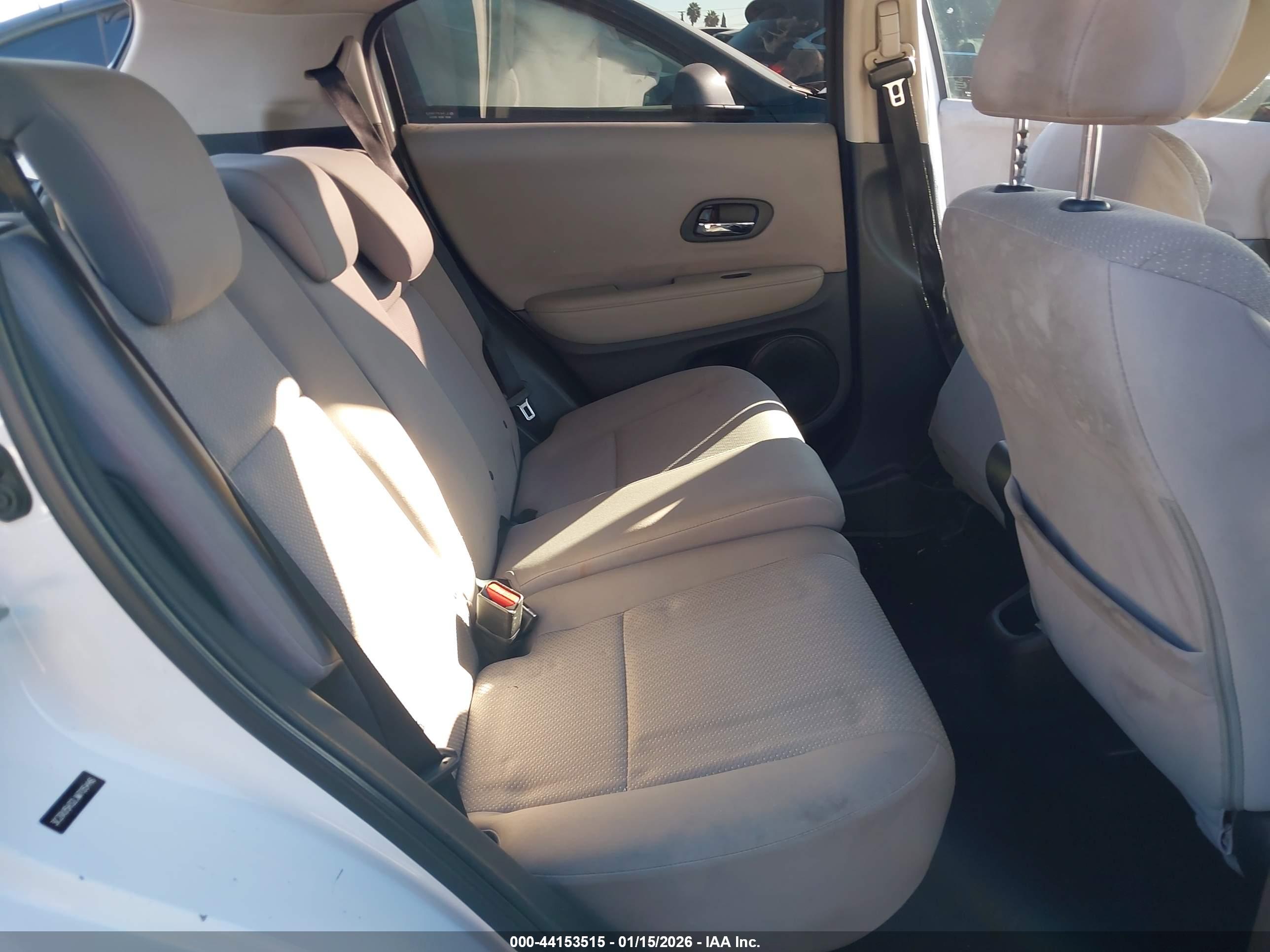 HONDA HR-V image 8