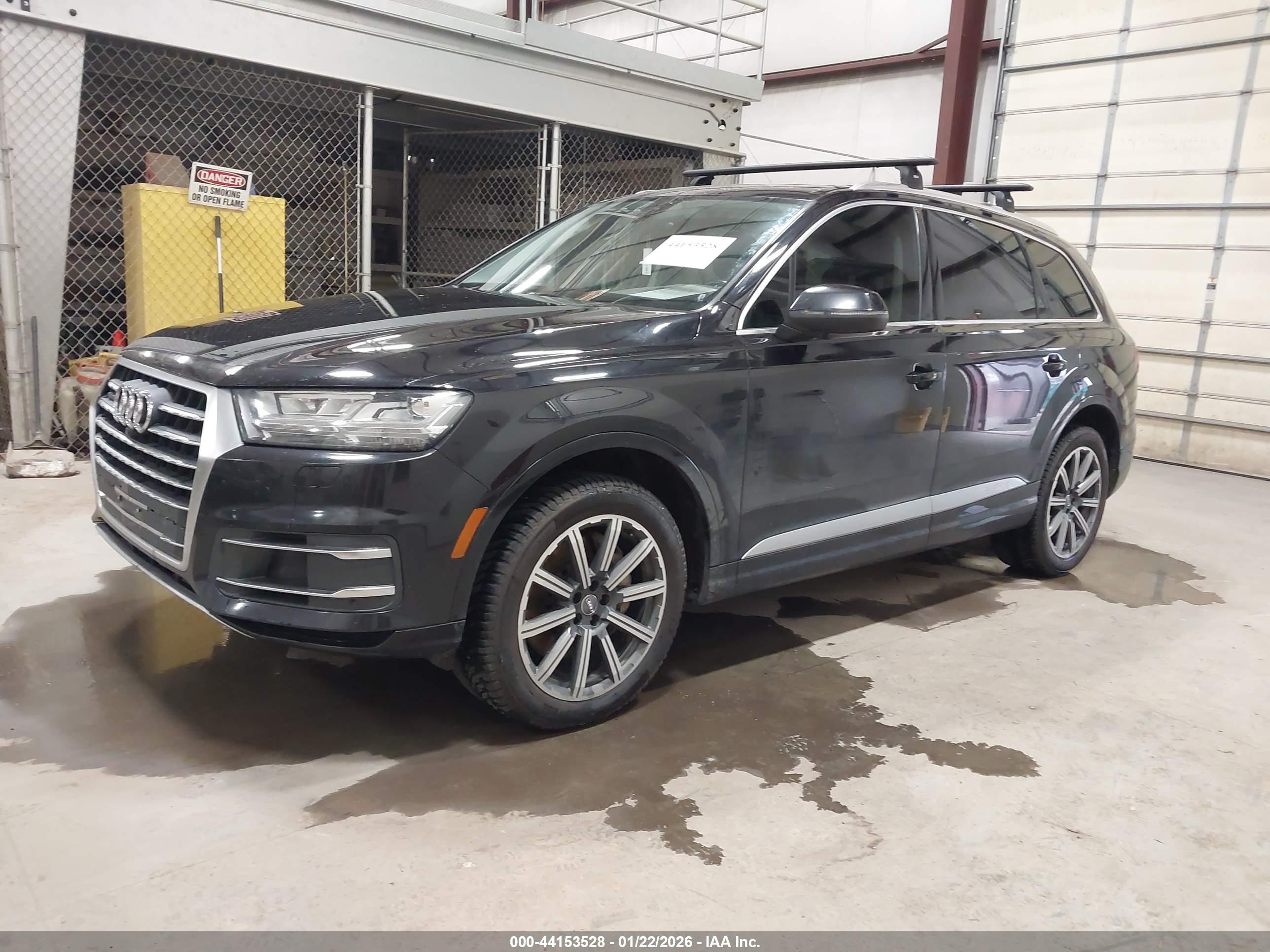 AUDI Q7 image 2