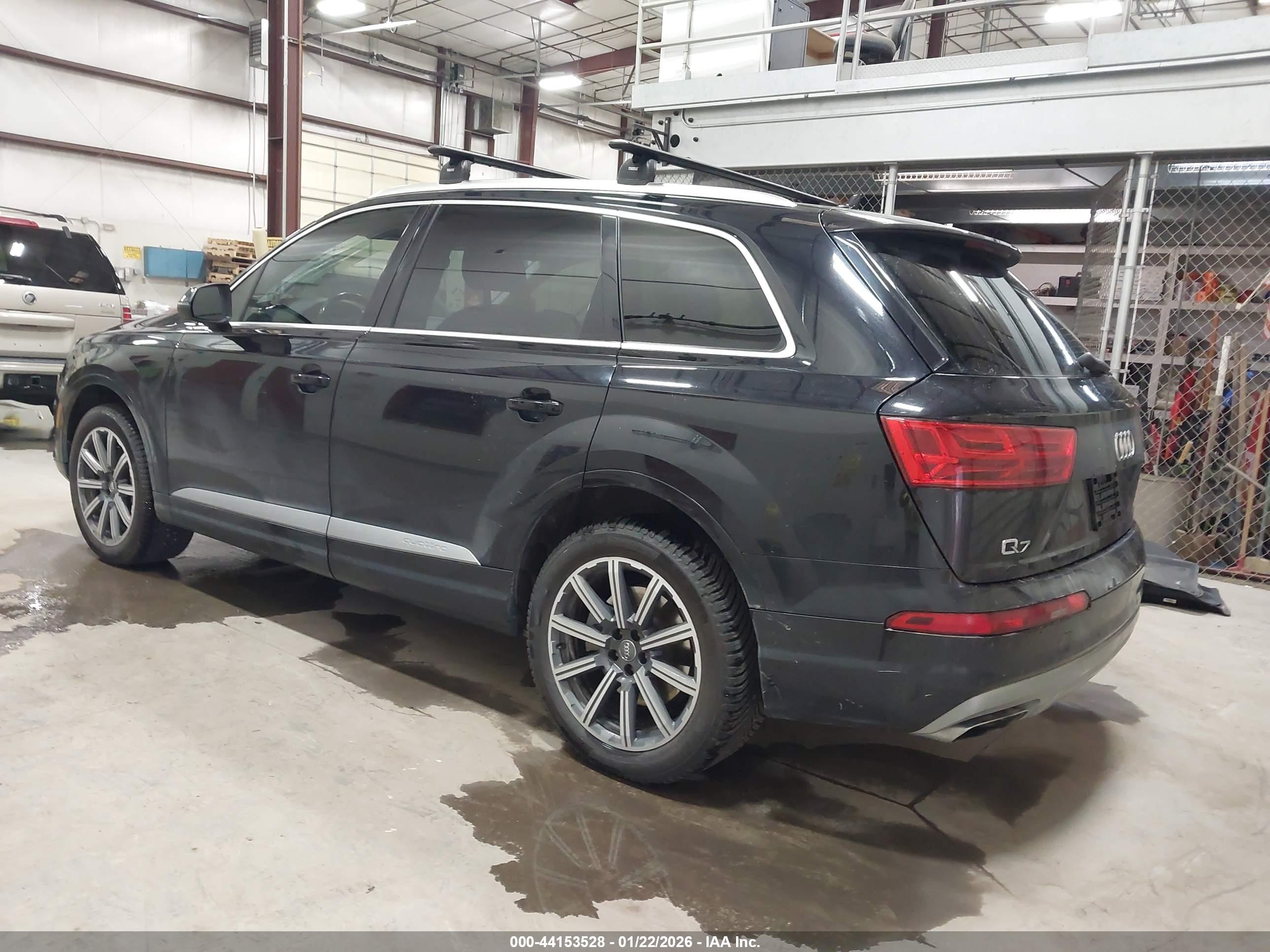 AUDI Q7 image 3