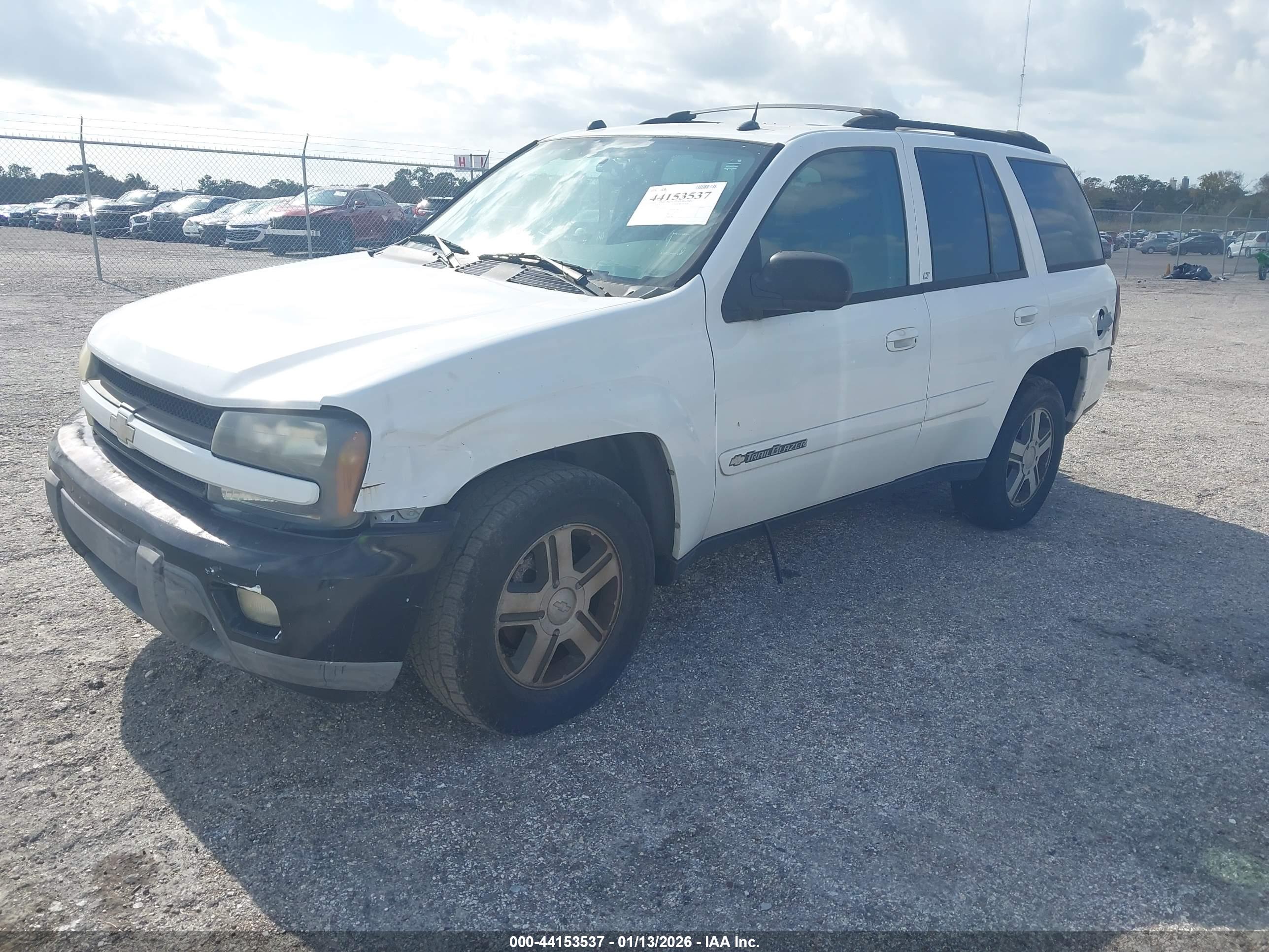 CHEVROLET TRAILBLAZER image 2