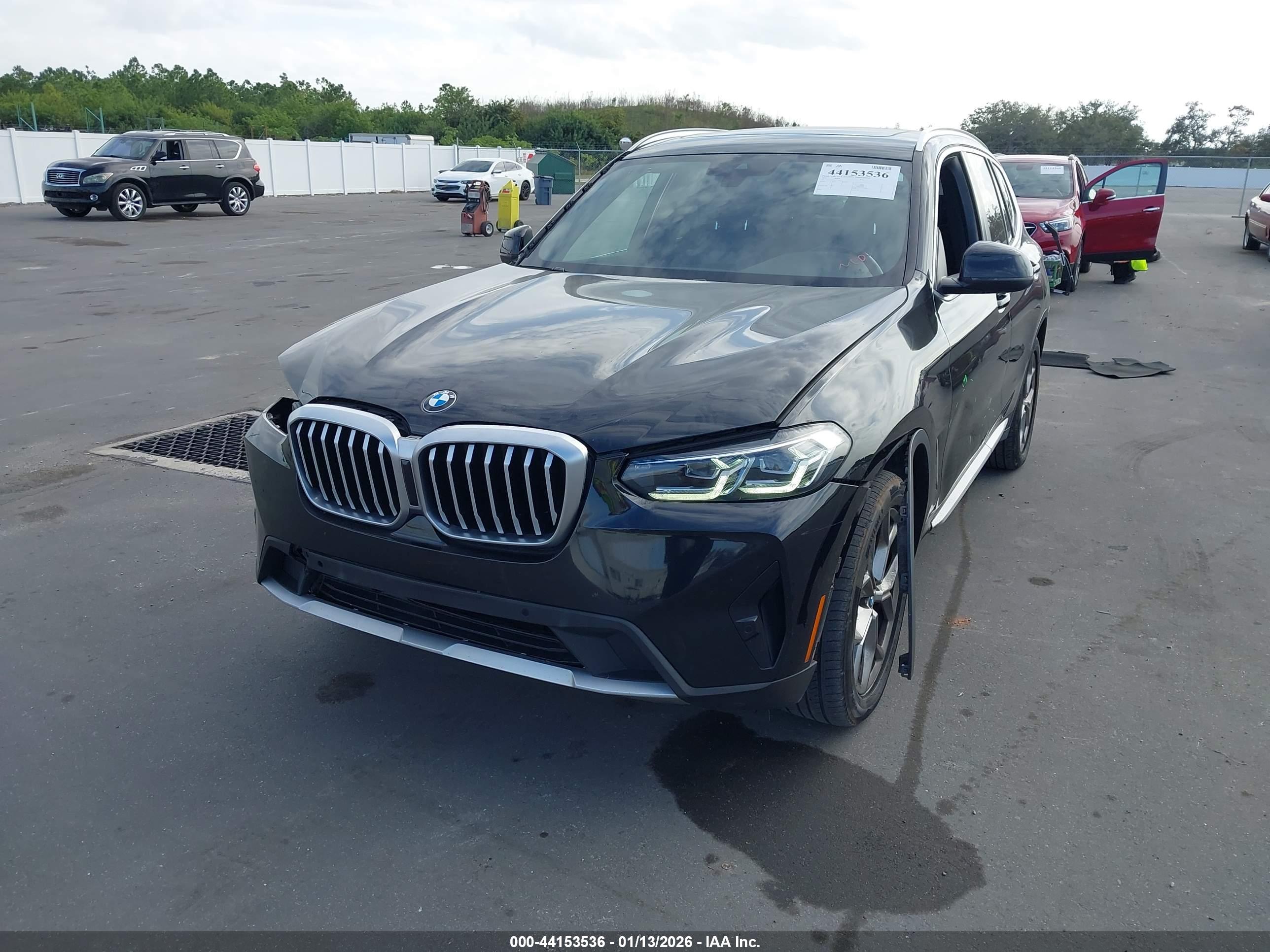 BMW X3 image 2