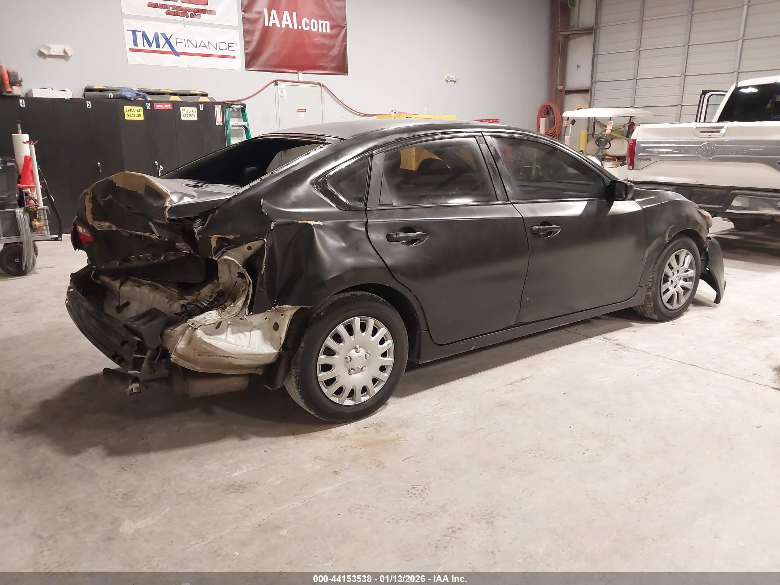 NISSAN ALTIMA image 4