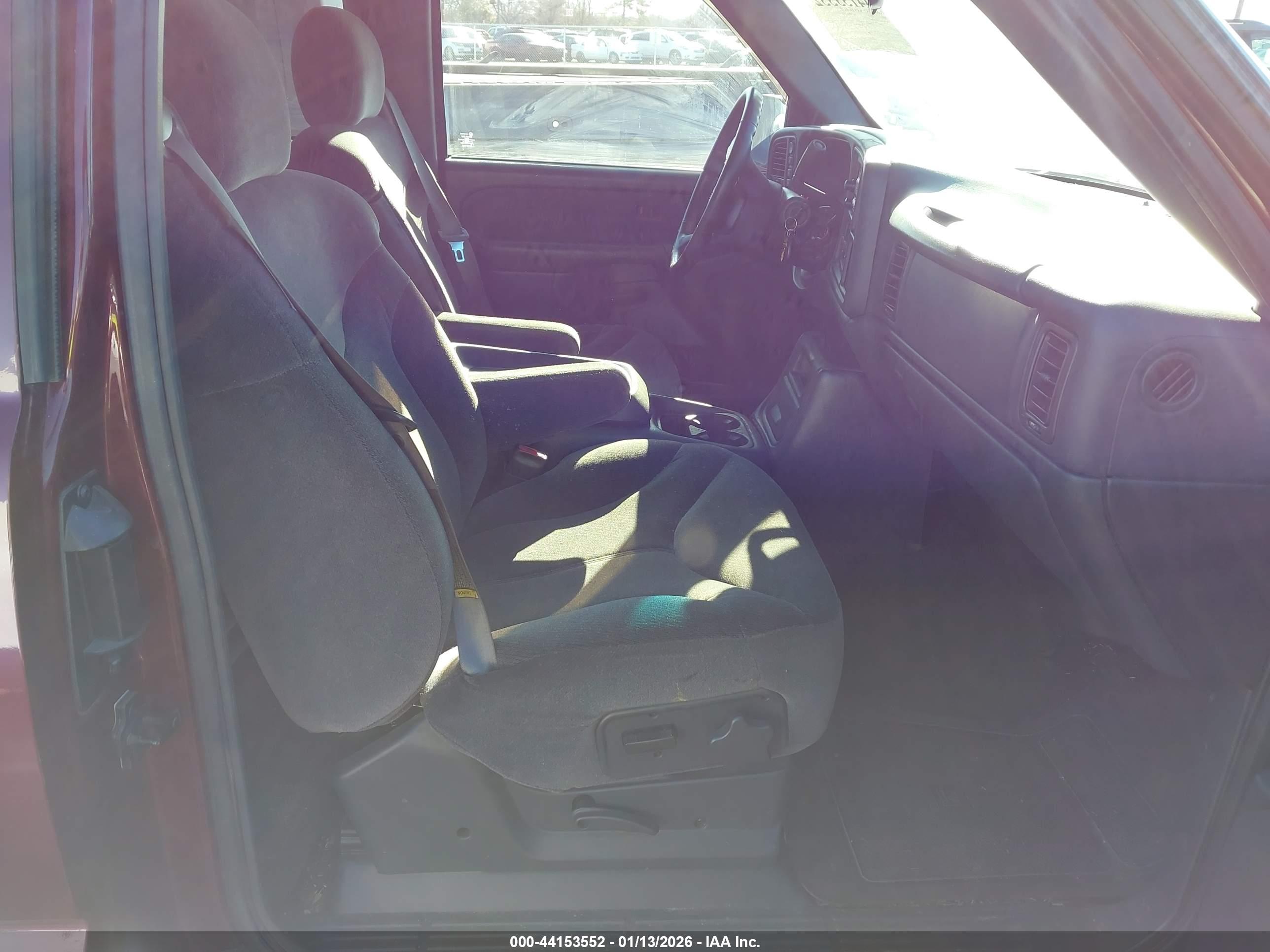GMC SIERRA image 5