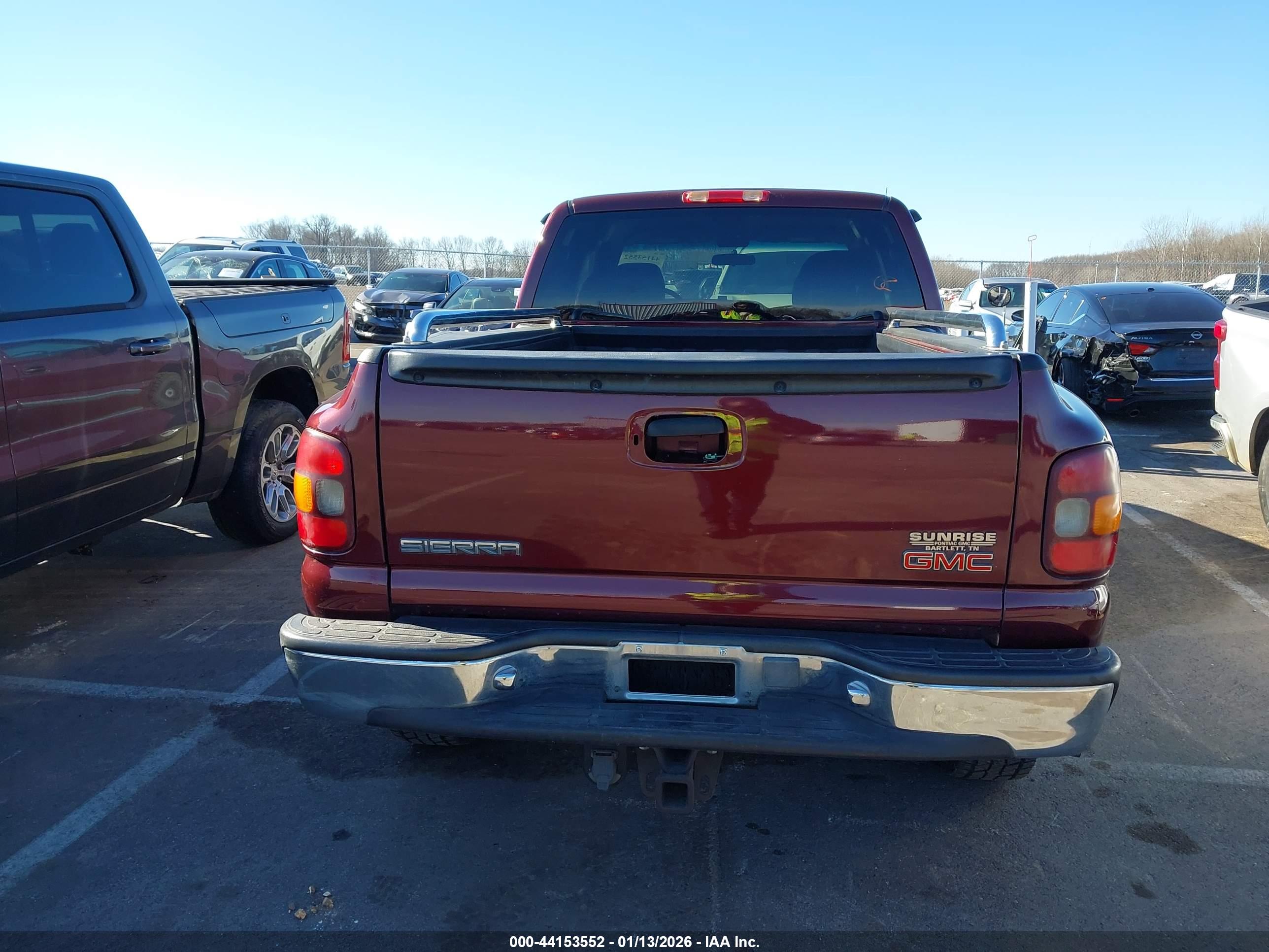 GMC SIERRA image 6