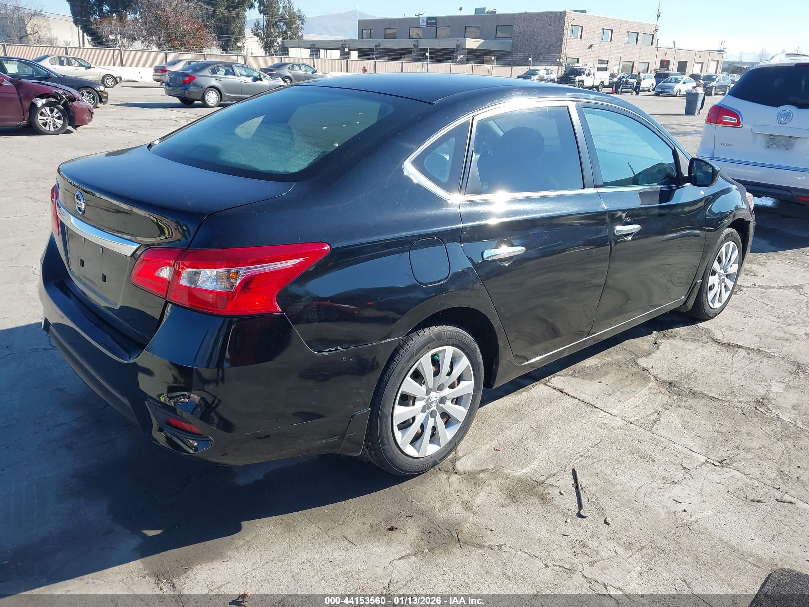 NISSAN SENTRA image 4