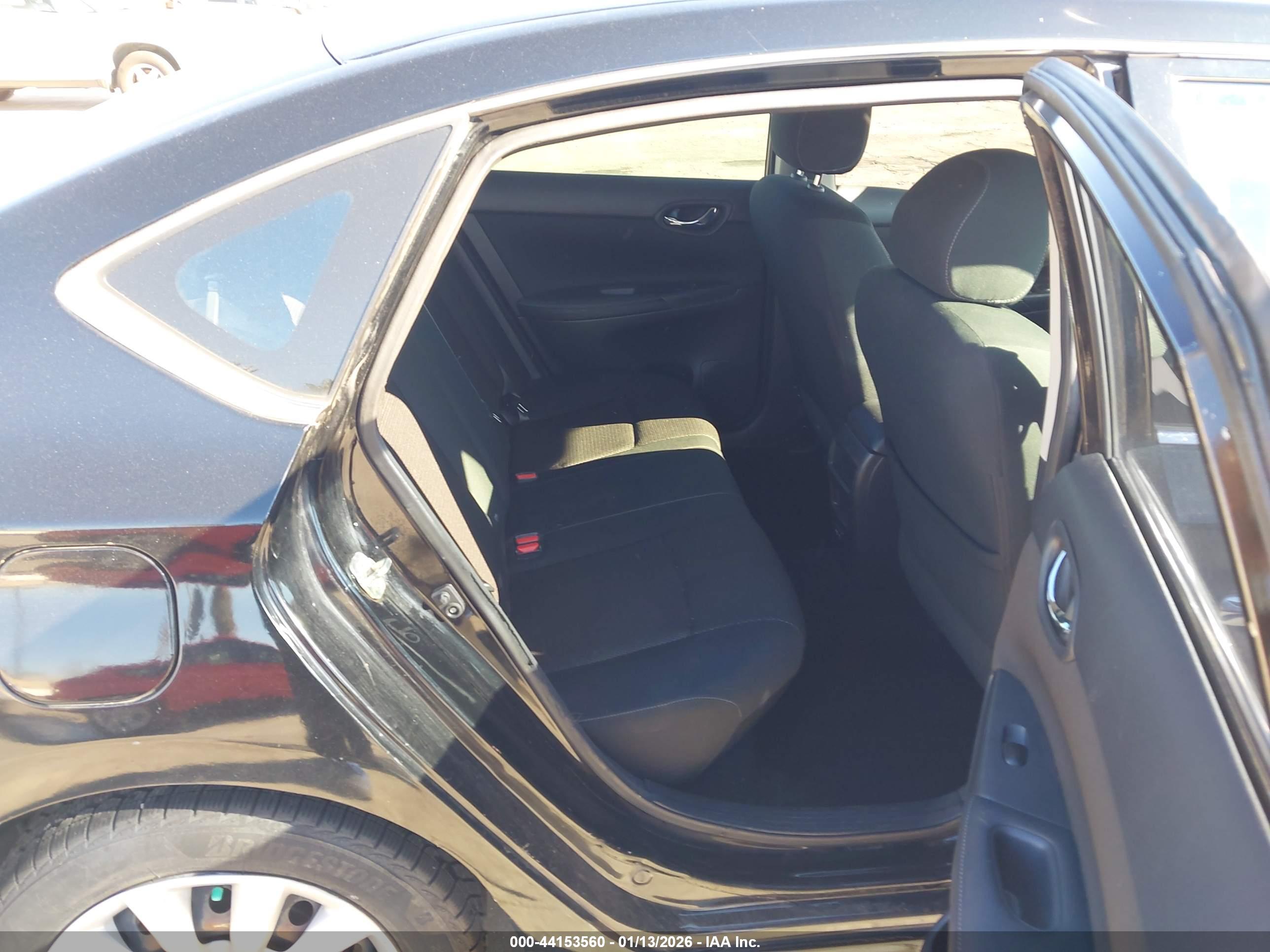 NISSAN SENTRA image 8