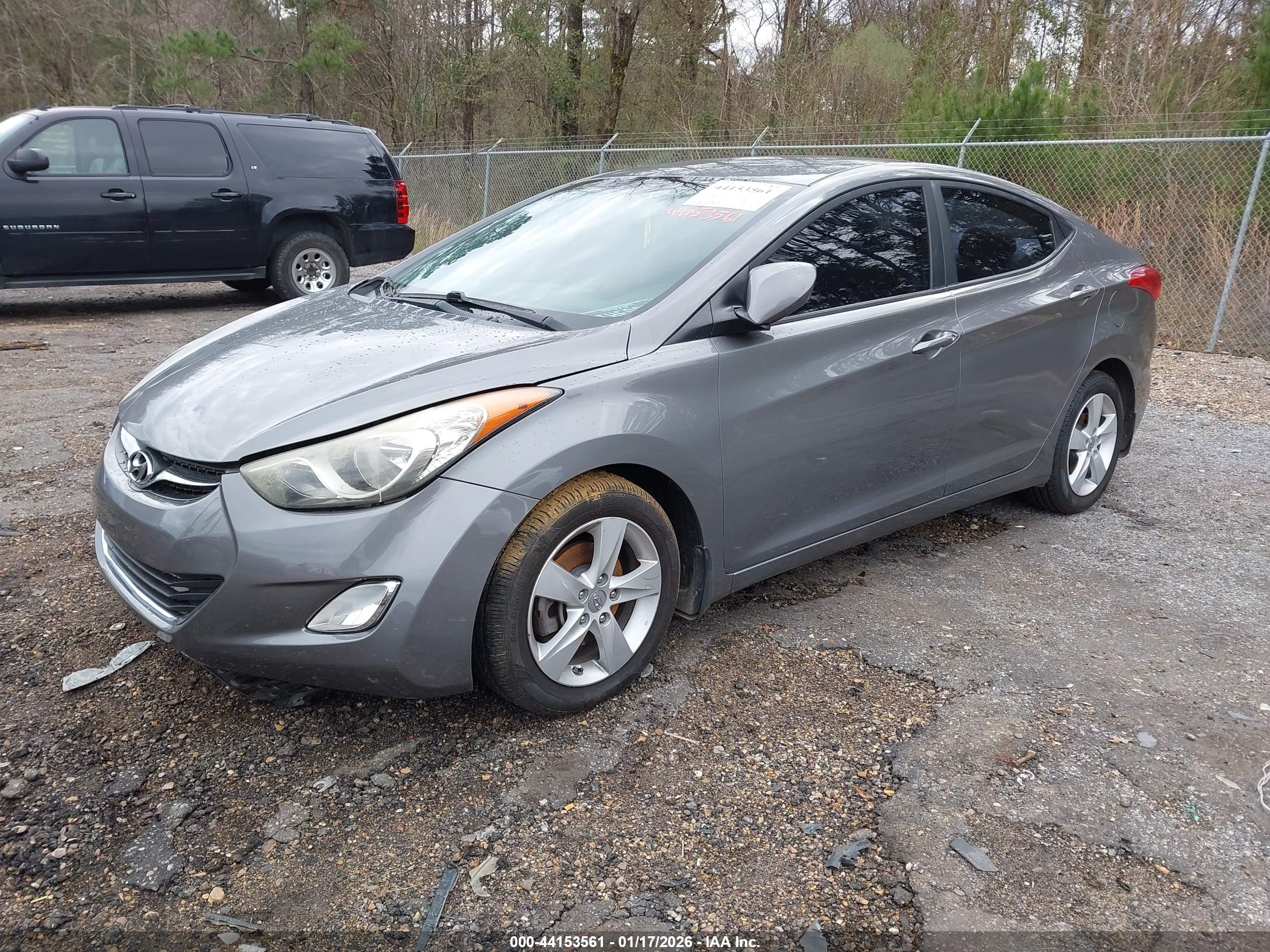 HYUNDAI ELANTRA image 2