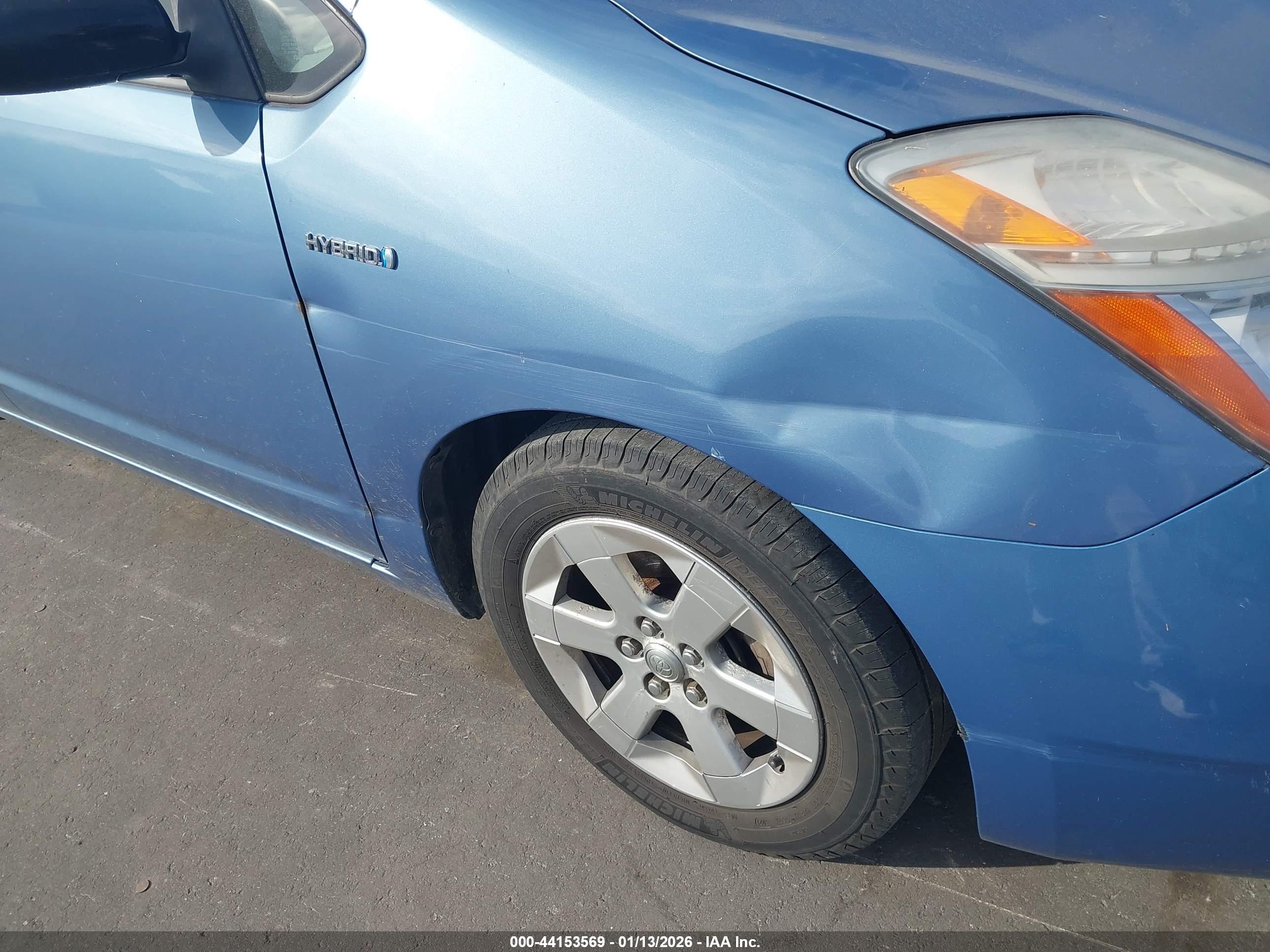 TOYOTA PRIUS image 6