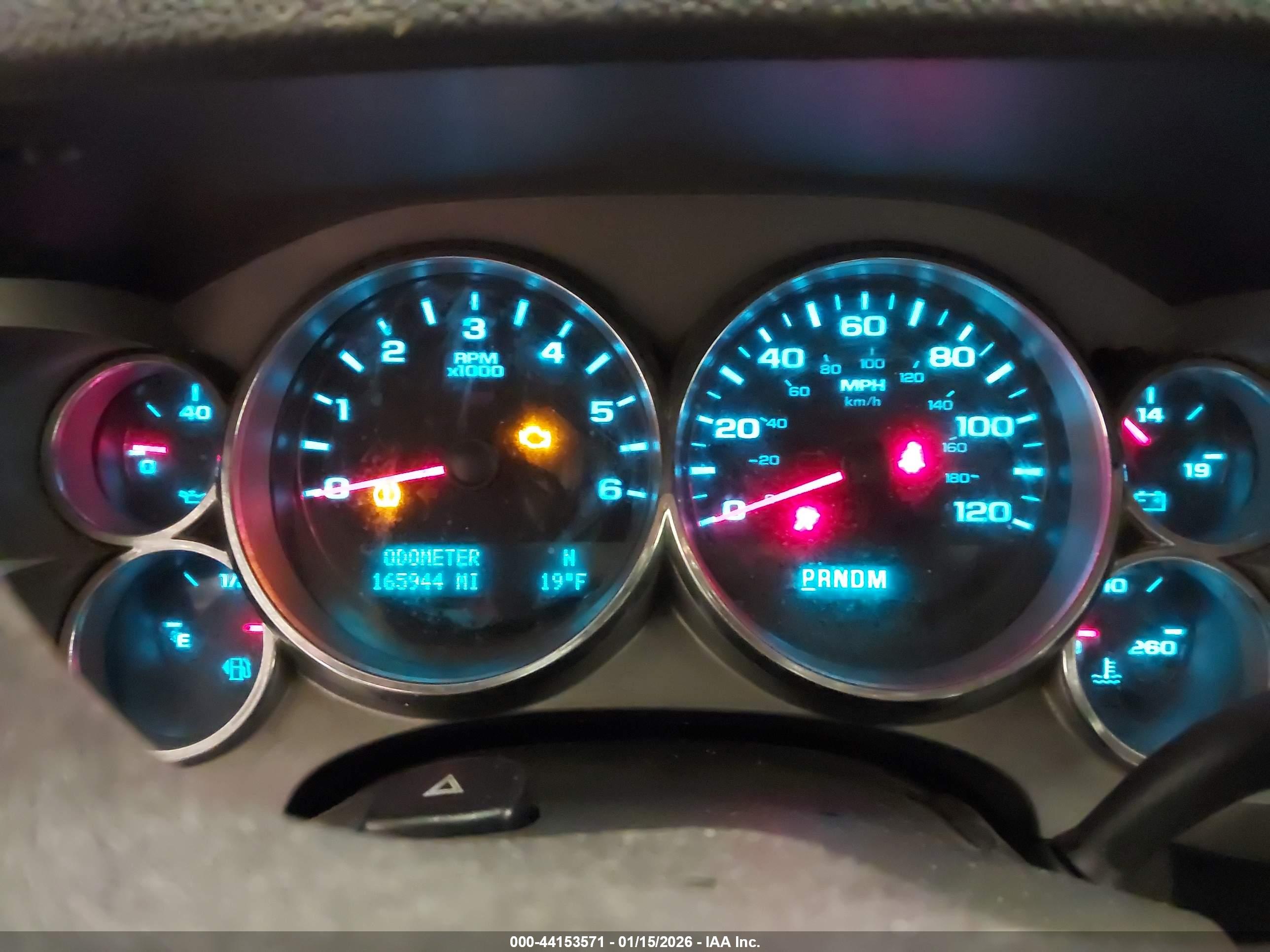 CHEVROLET SILVERADO image 7