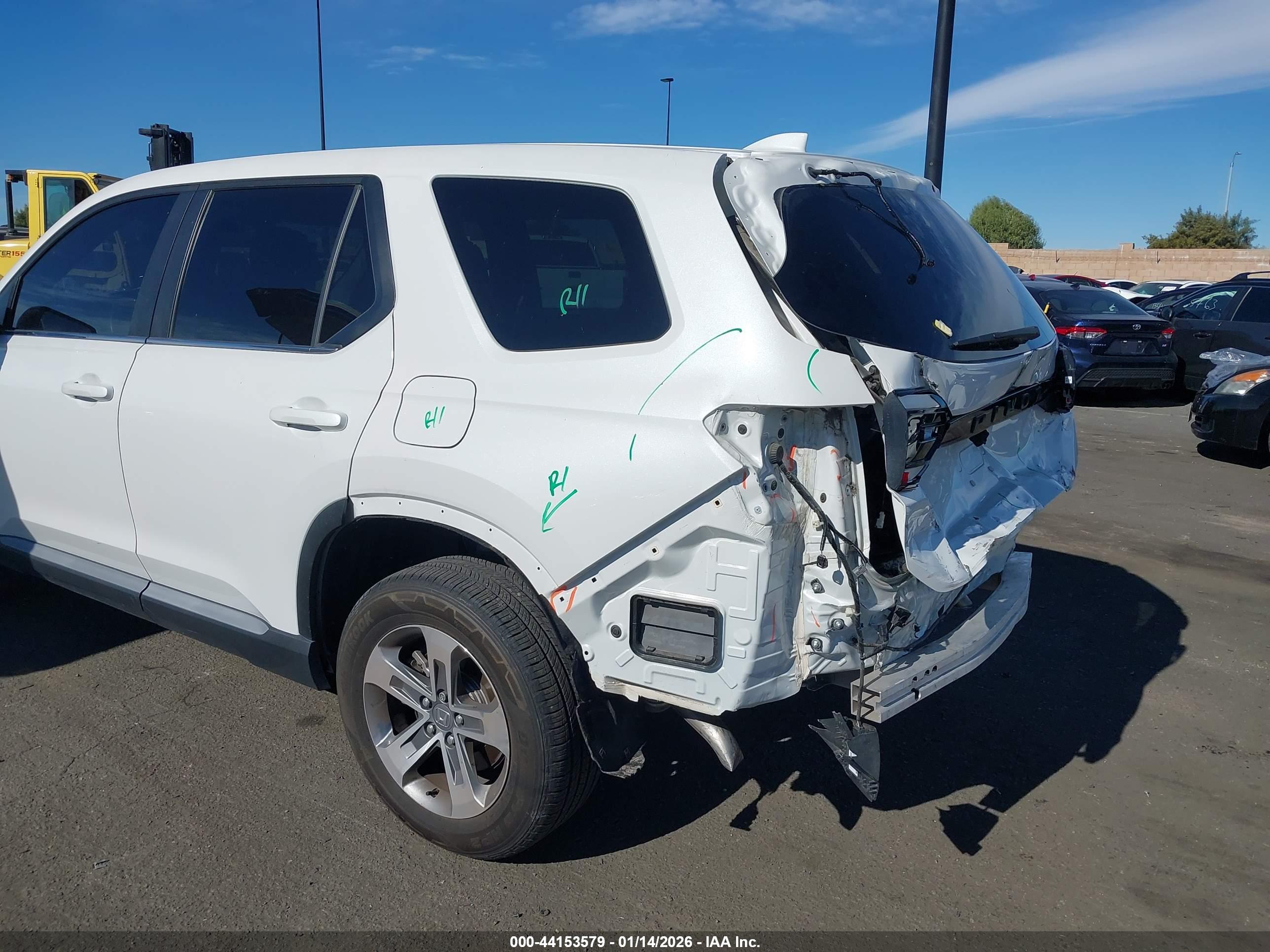 HONDA PILOT image 3