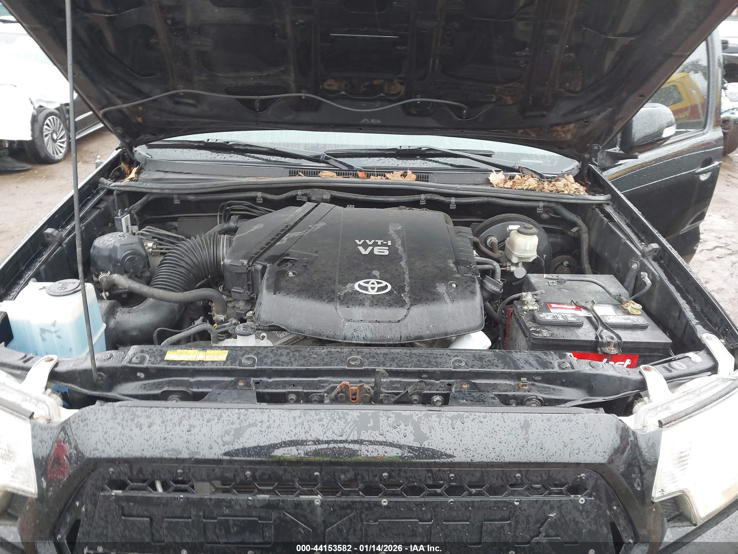 TOYOTA TACOMA image 10