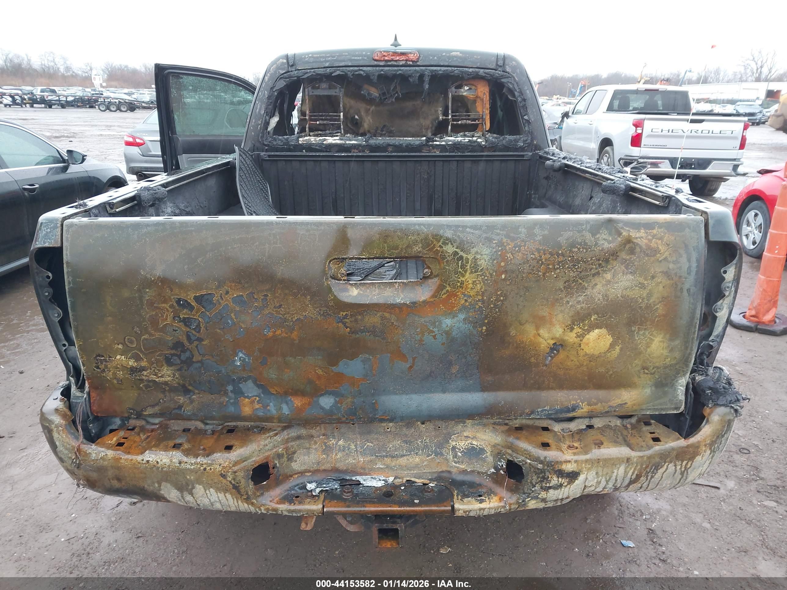 TOYOTA TACOMA image 6