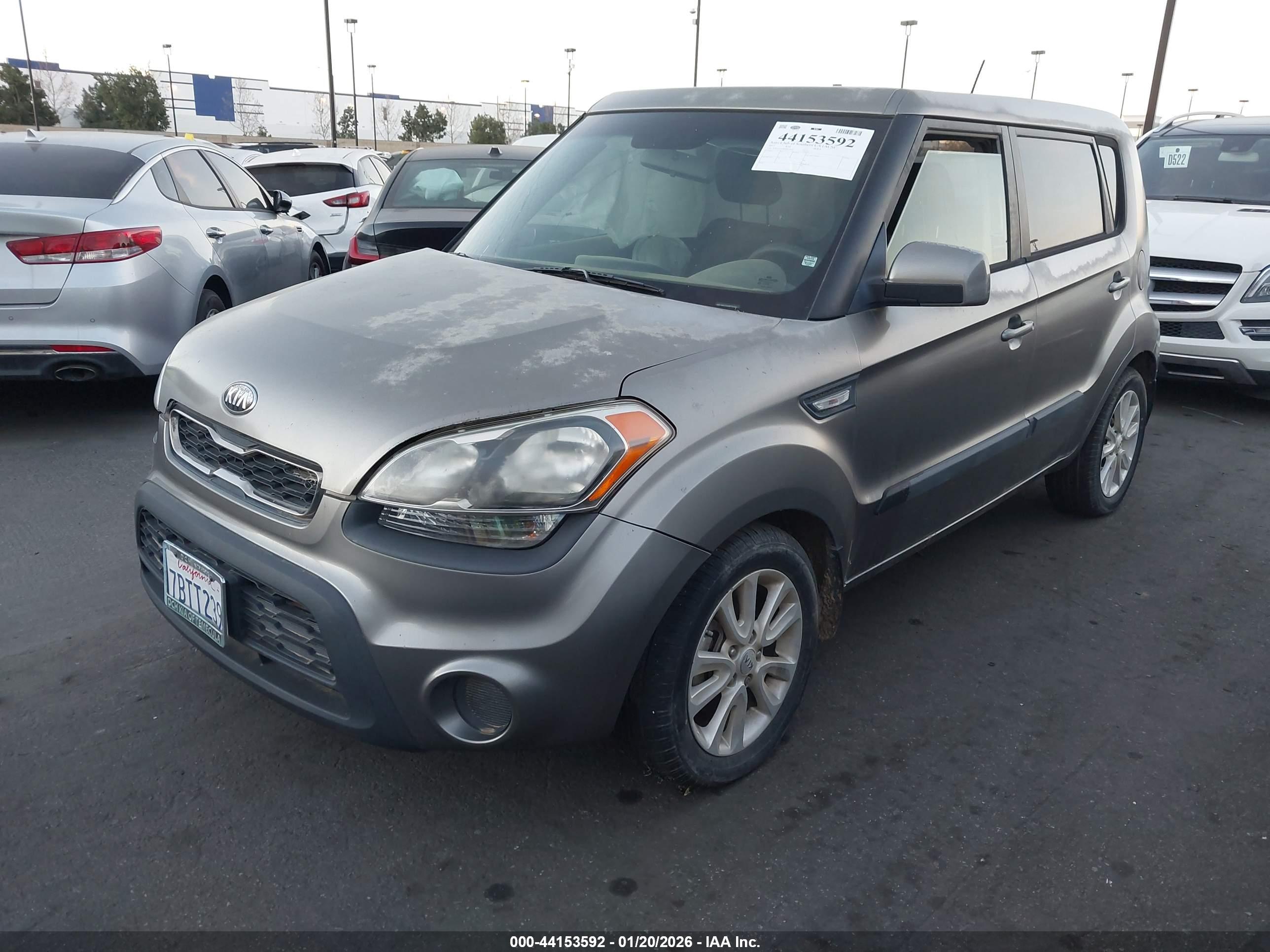 KIA SOUL image 2