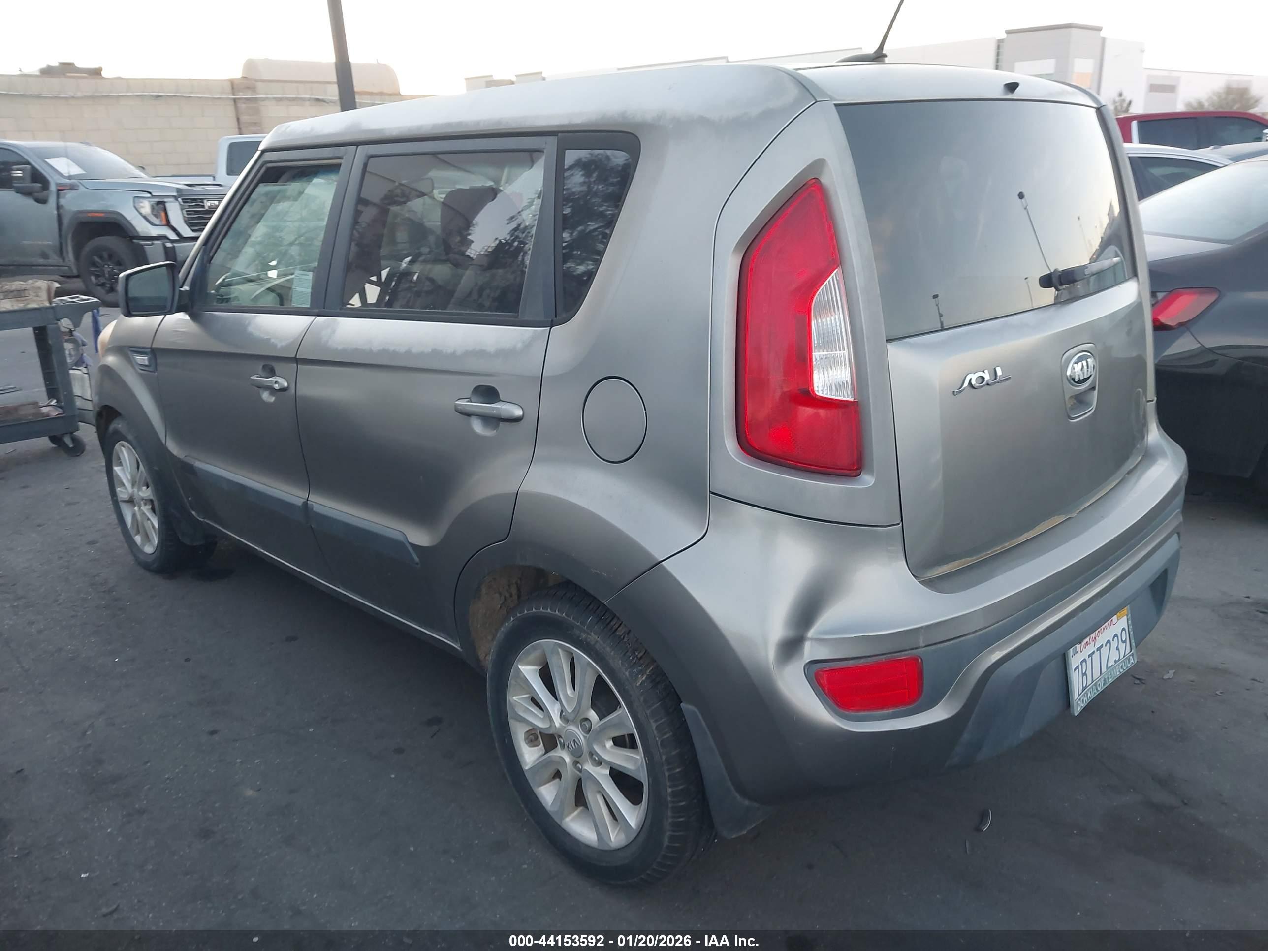 KIA SOUL image 3