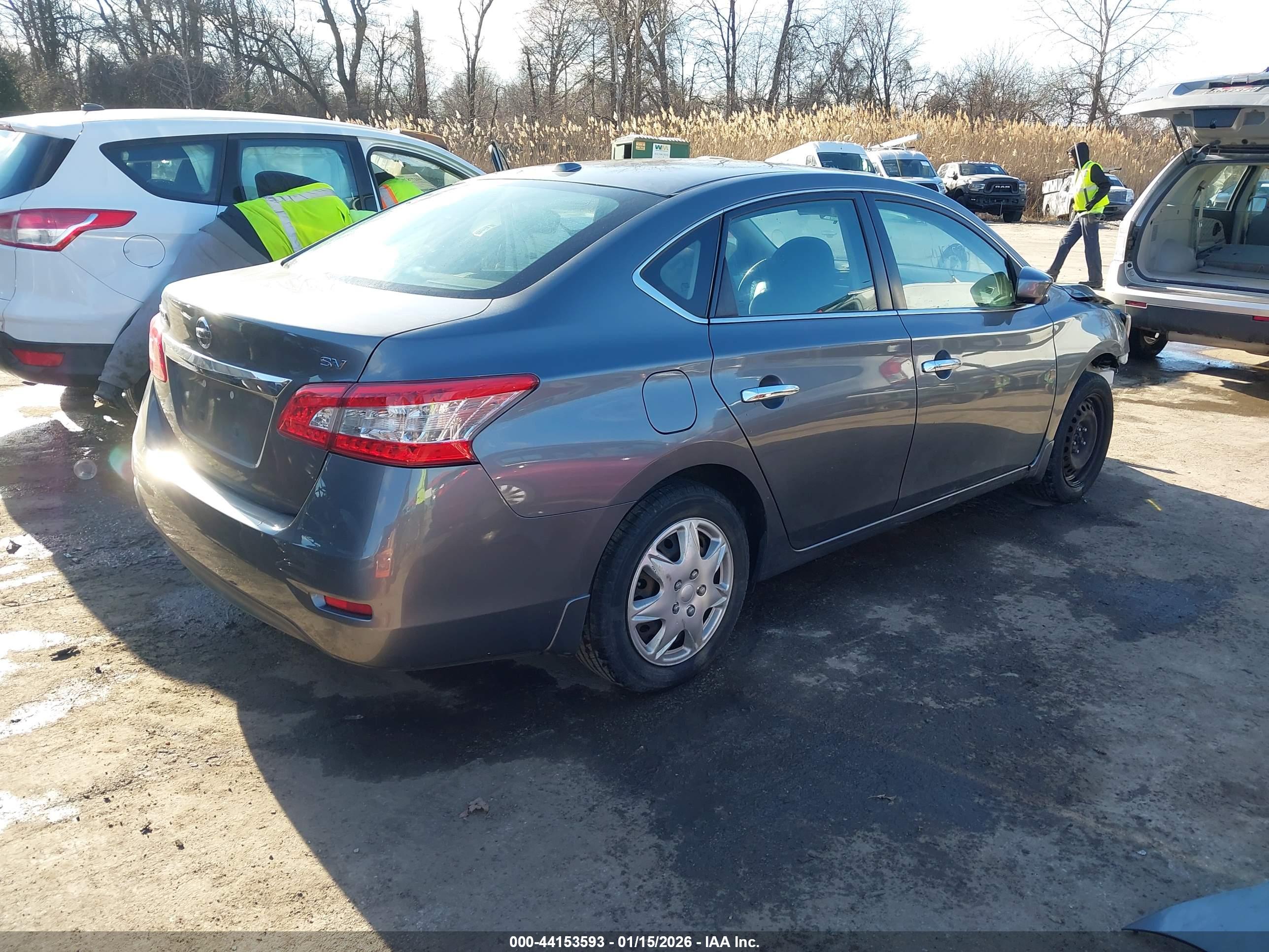 NISSAN SENTRA image 4