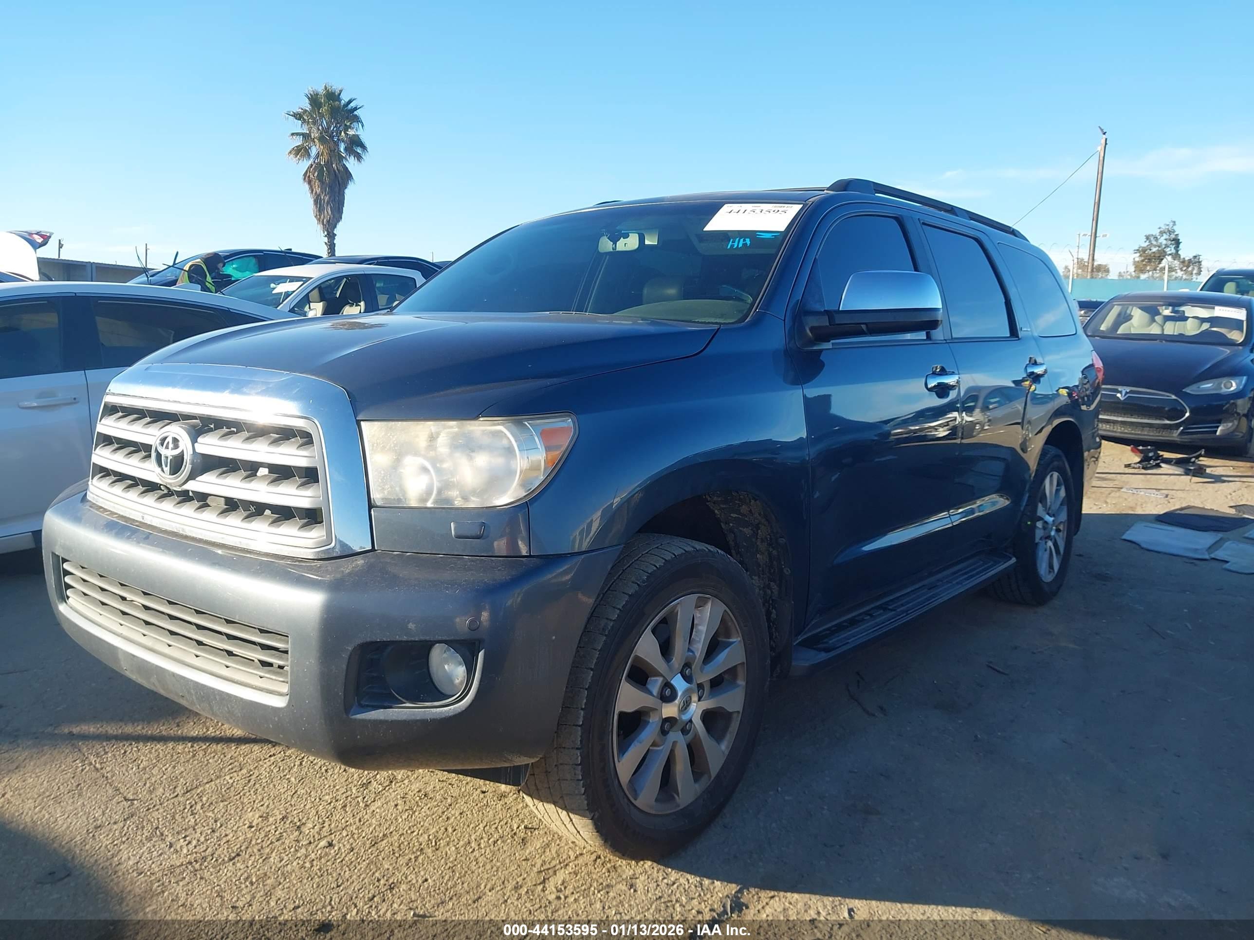 TOYOTA SEQUOIA image 2