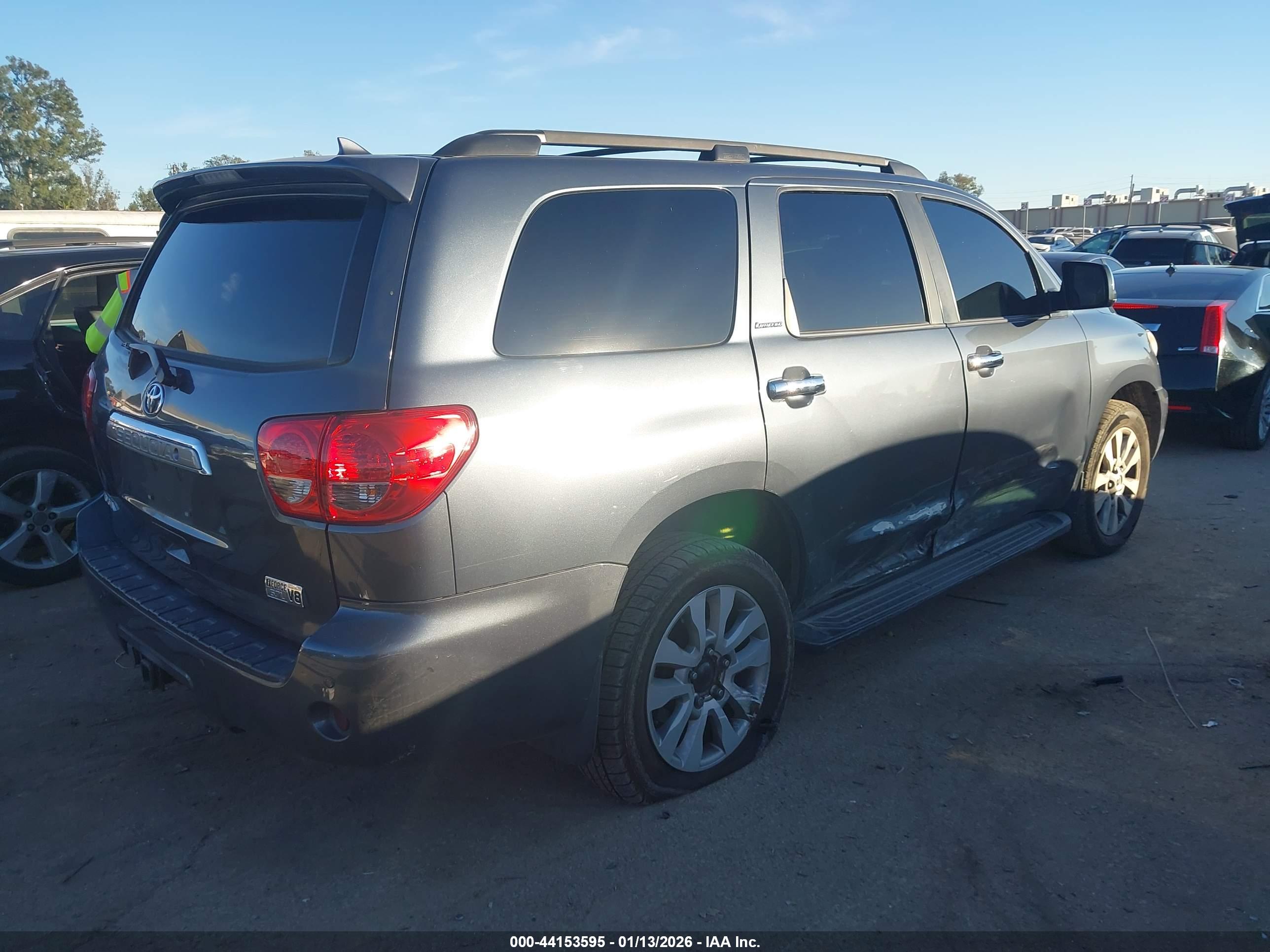 TOYOTA SEQUOIA image 4