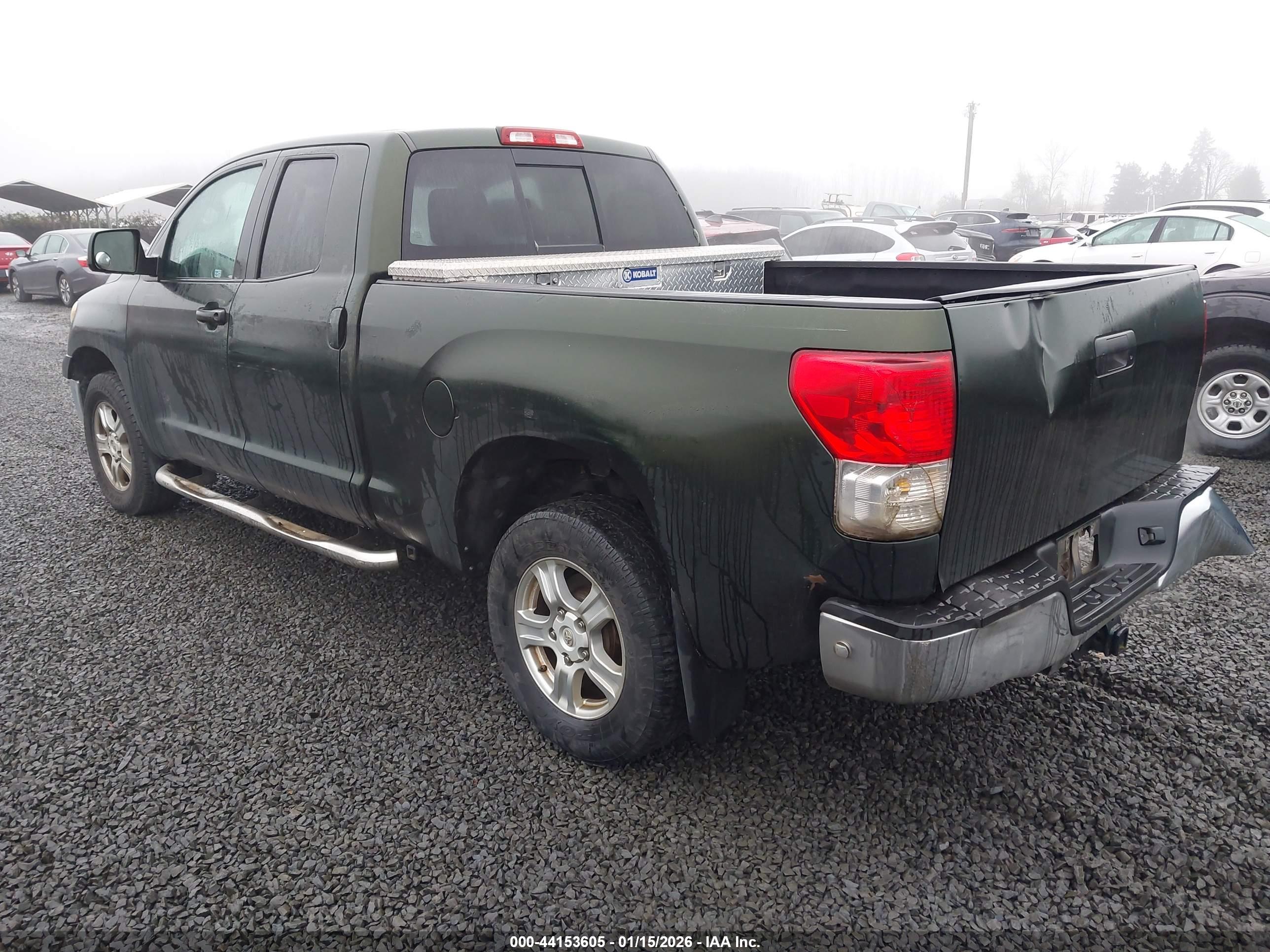 TOYOTA TUNDRA image 3