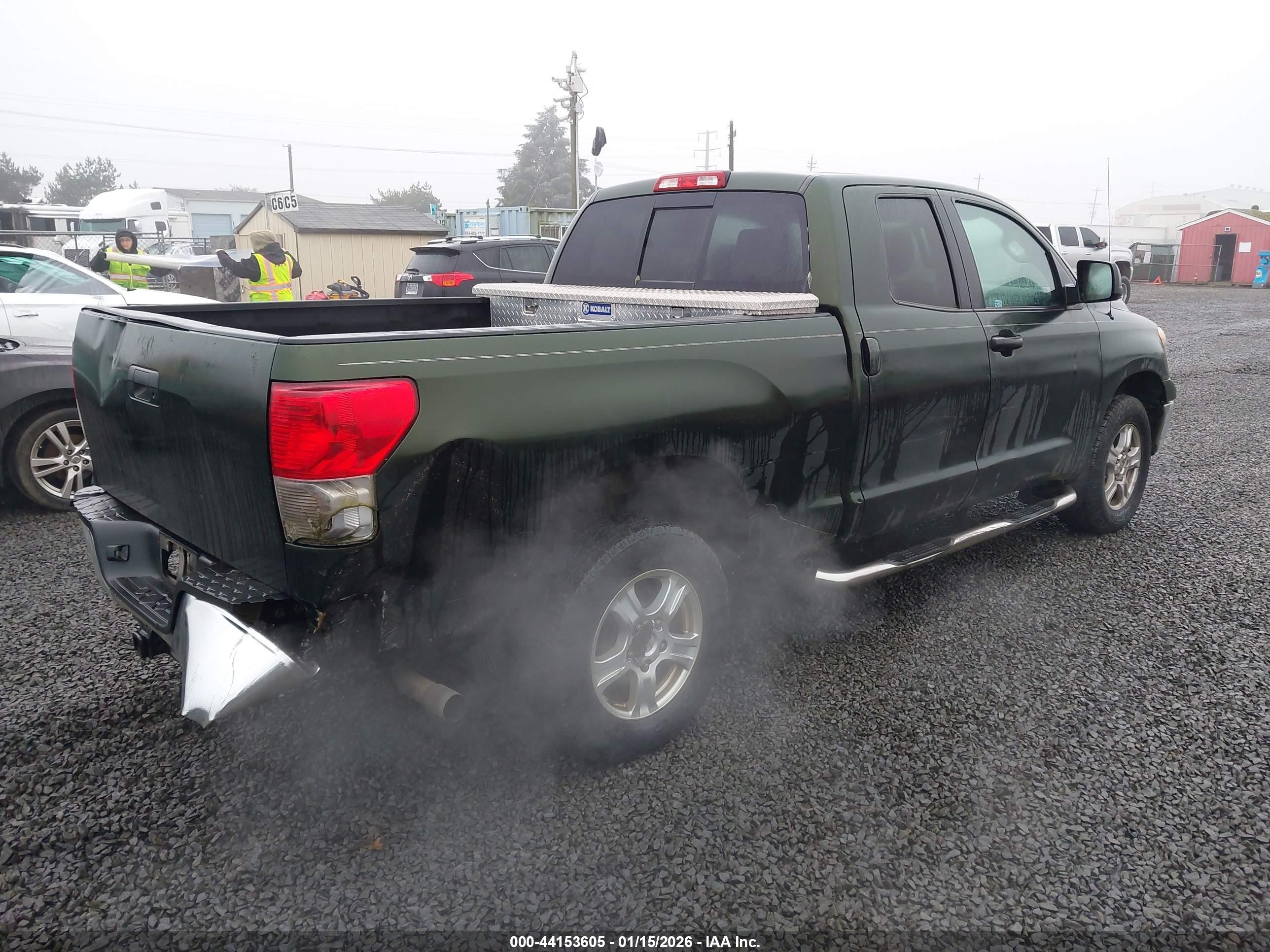 TOYOTA TUNDRA image 4