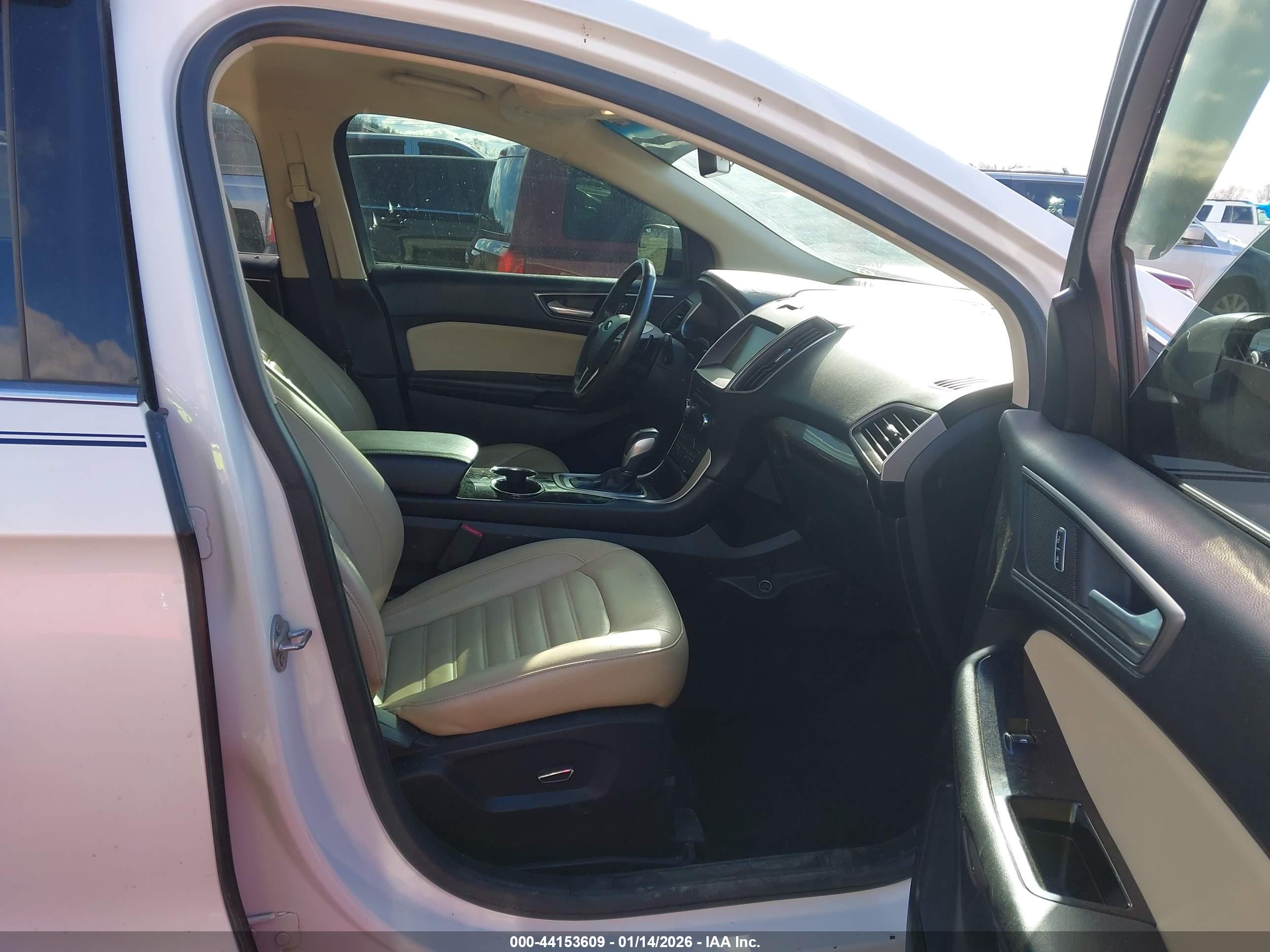 FORD EDGE image 5