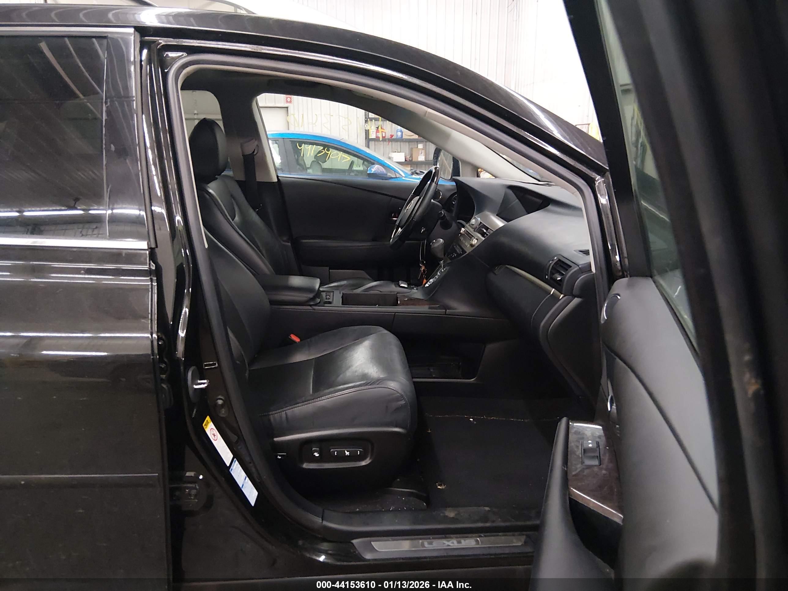 LEXUS RX image 5