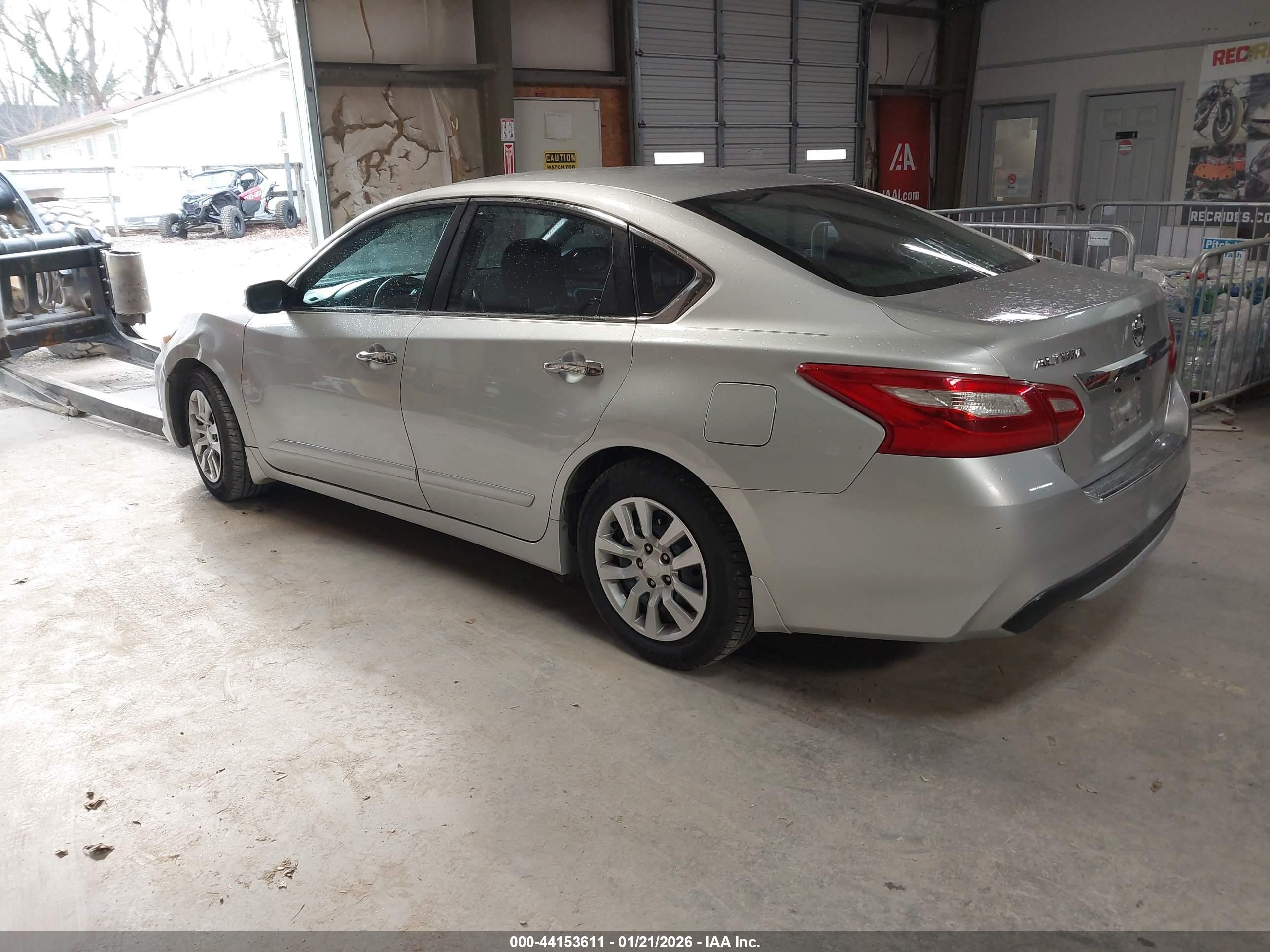 NISSAN ALTIMA image 3