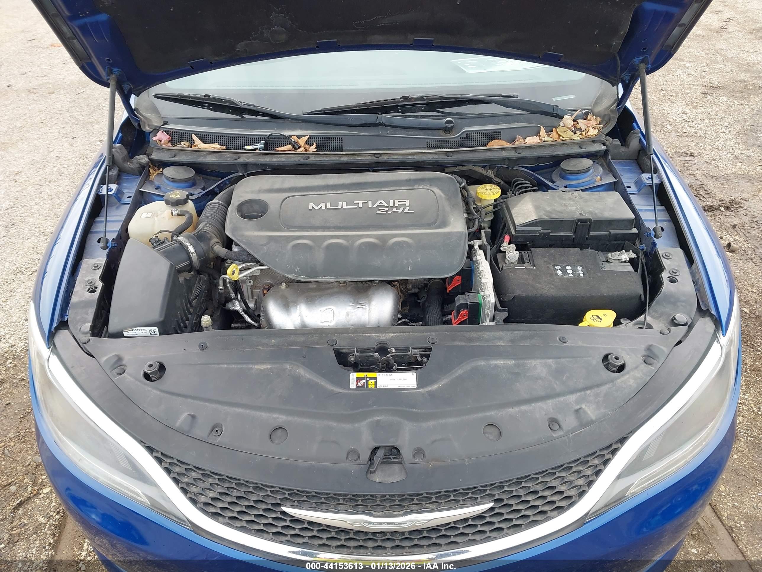 CHRYSLER 200 image 10