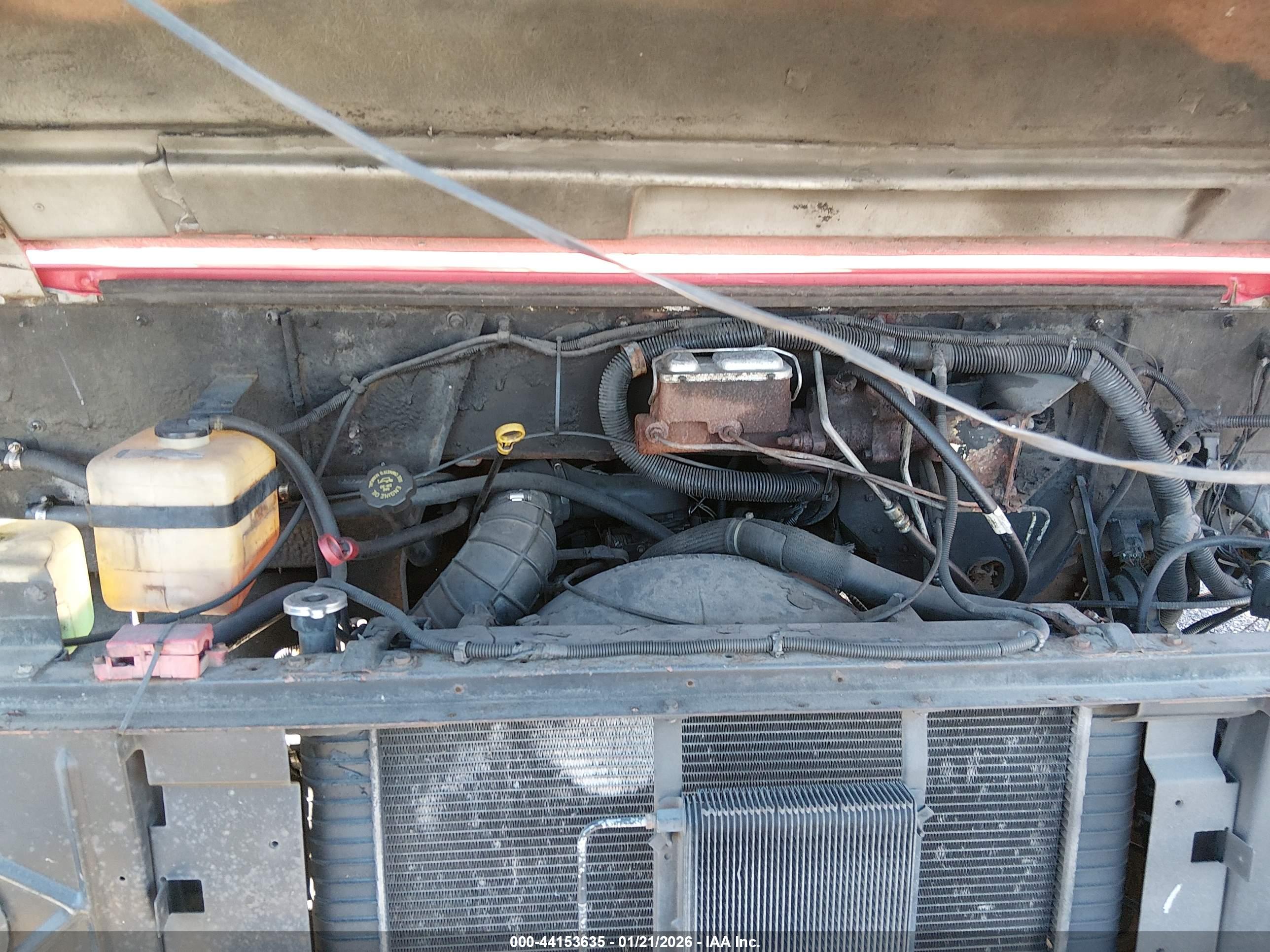 CHEVROLET P30 image 10