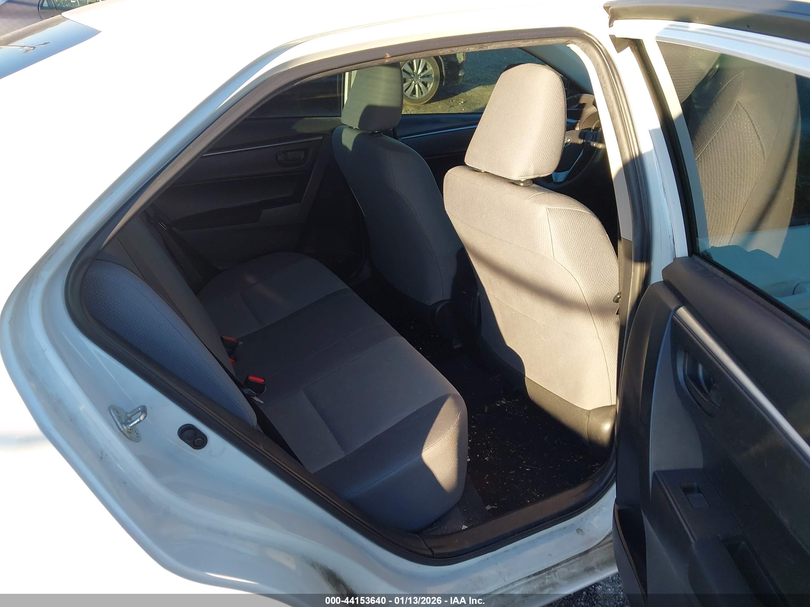 TOYOTA COROLLA image 8