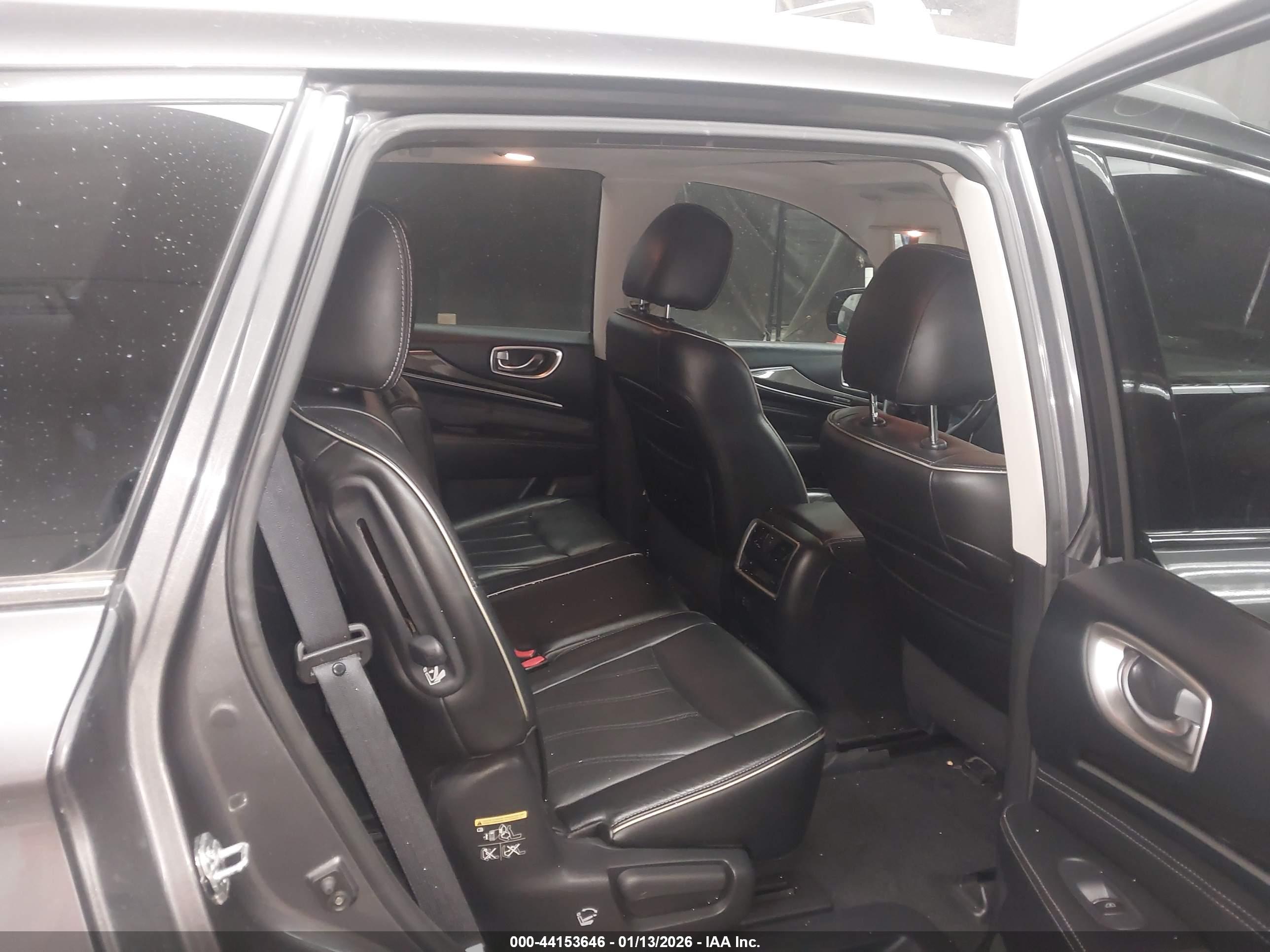INFINITI QX60 image 8