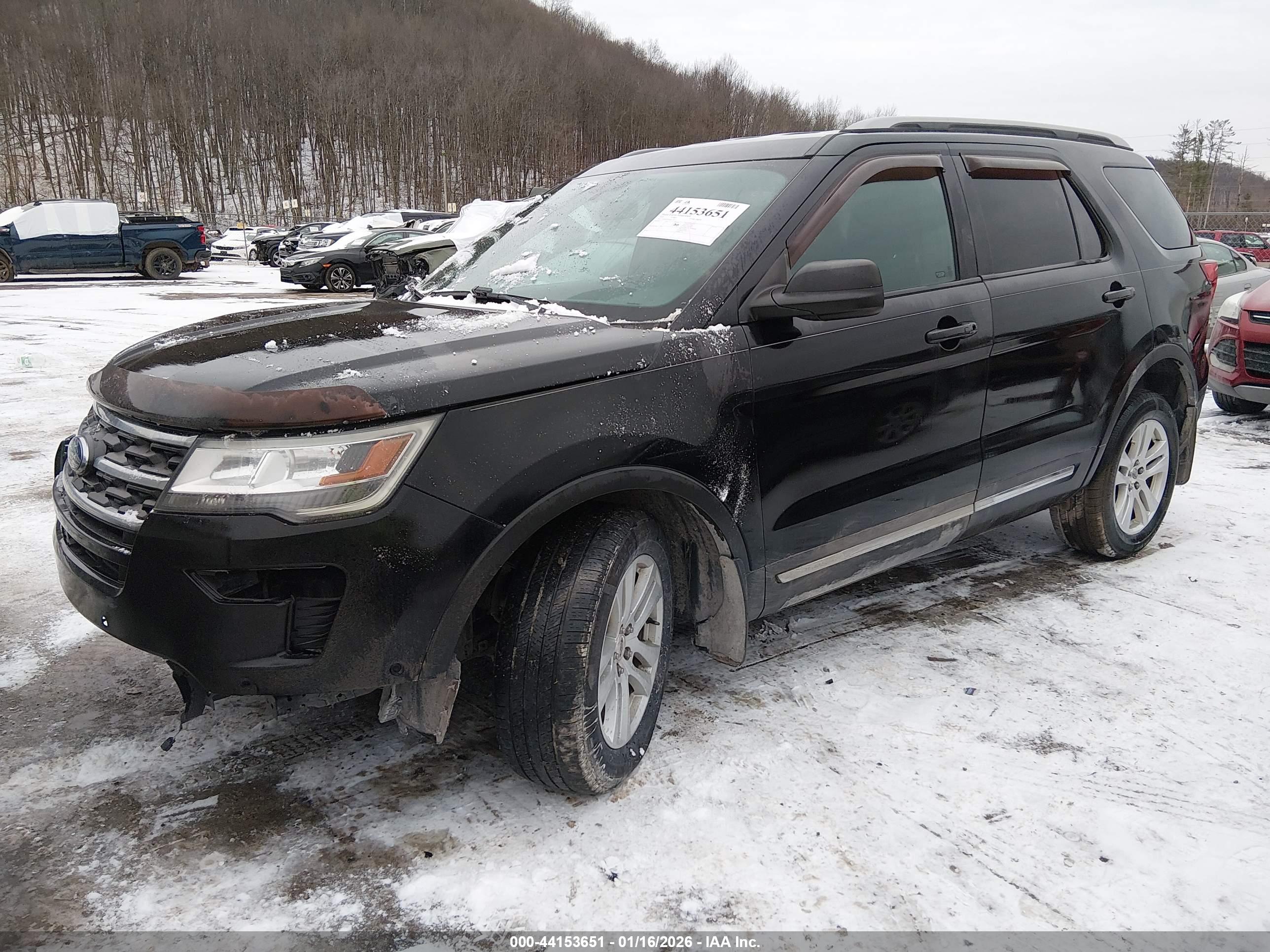 FORD EXPLORER image 2