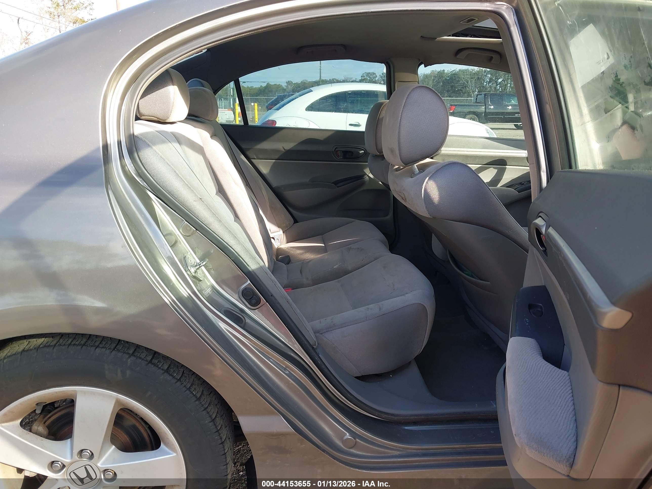 HONDA CIVIC image 8
