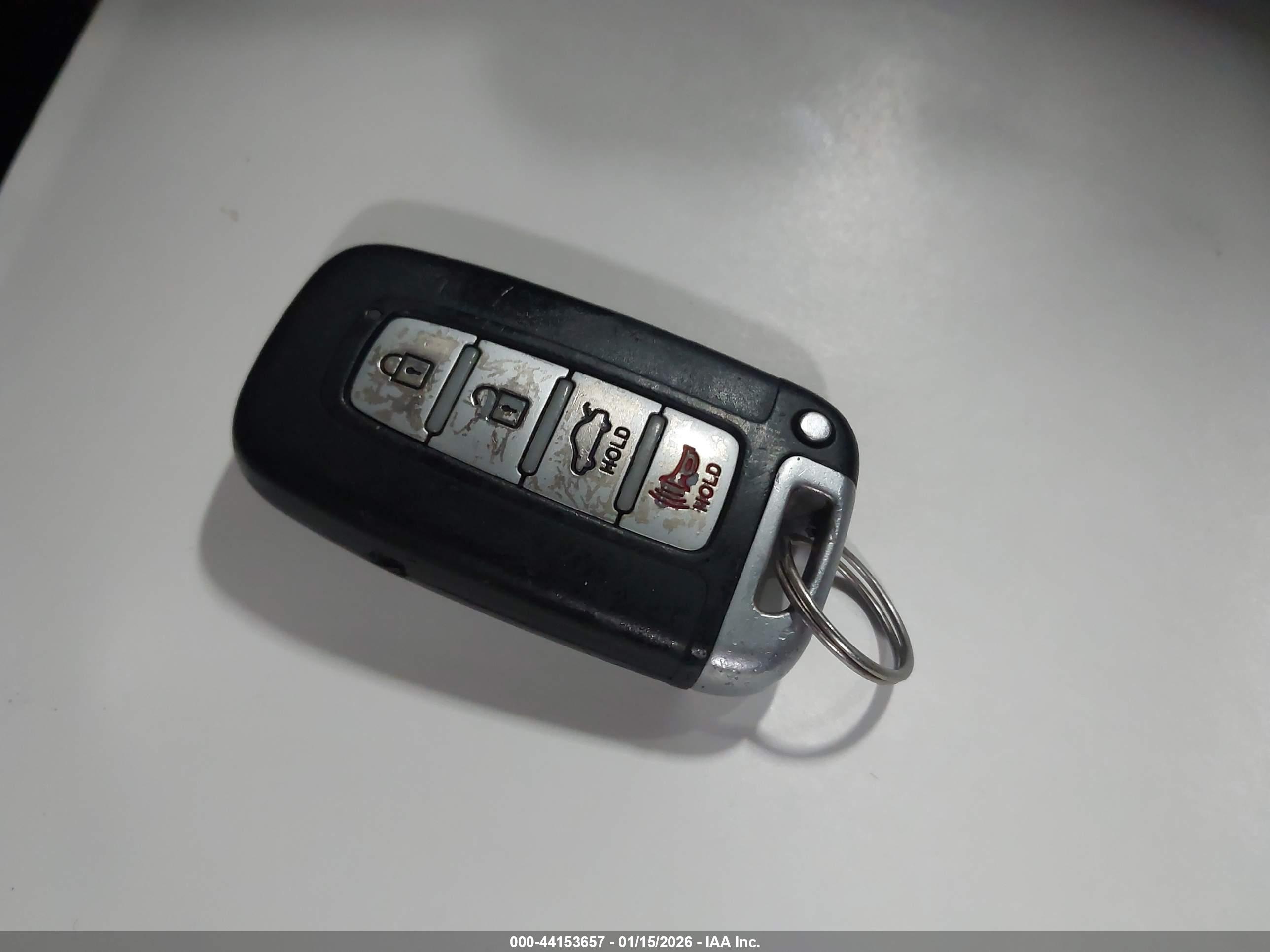 HYUNDAI ELANTRA image 11