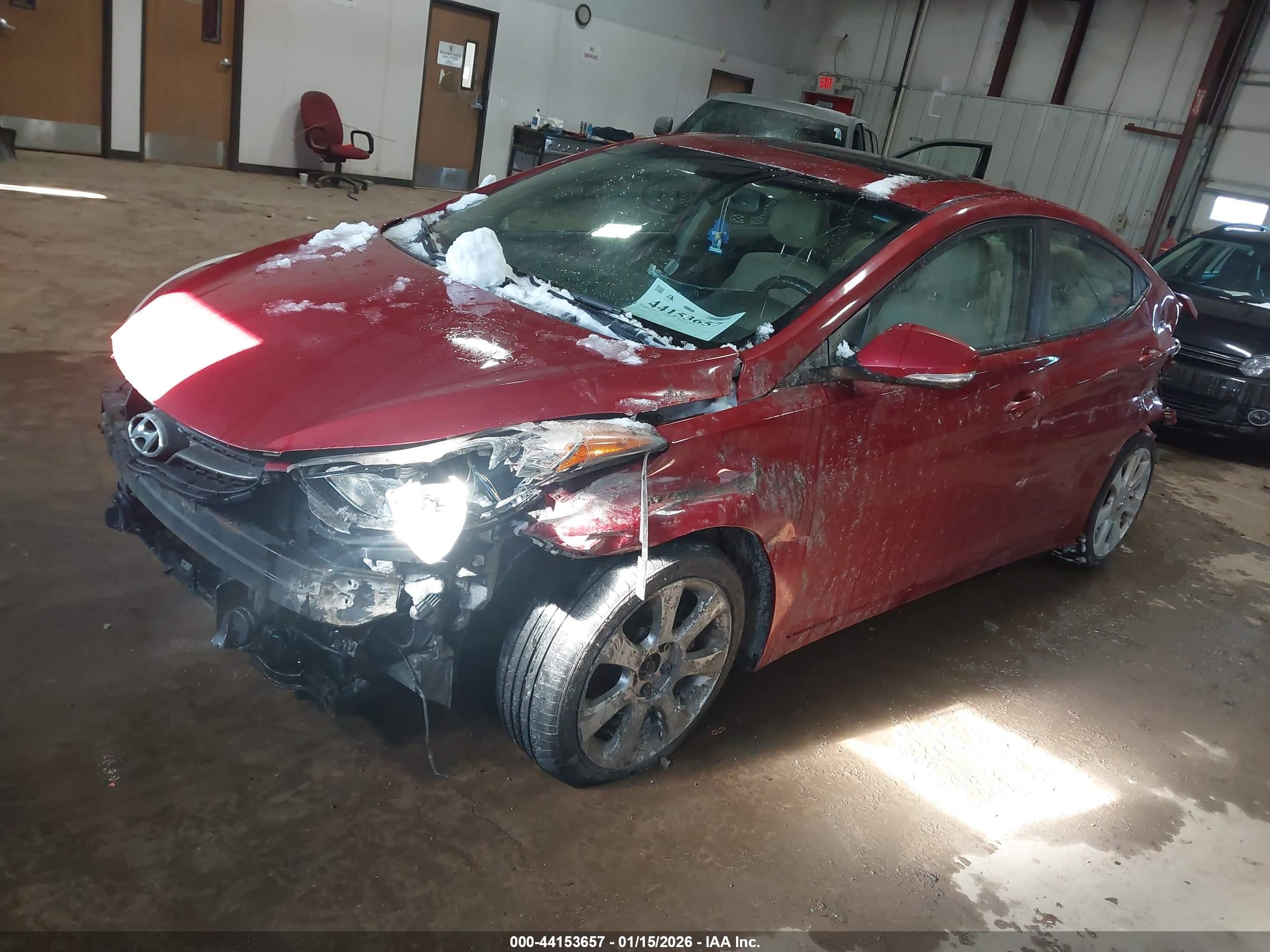 HYUNDAI ELANTRA image 2