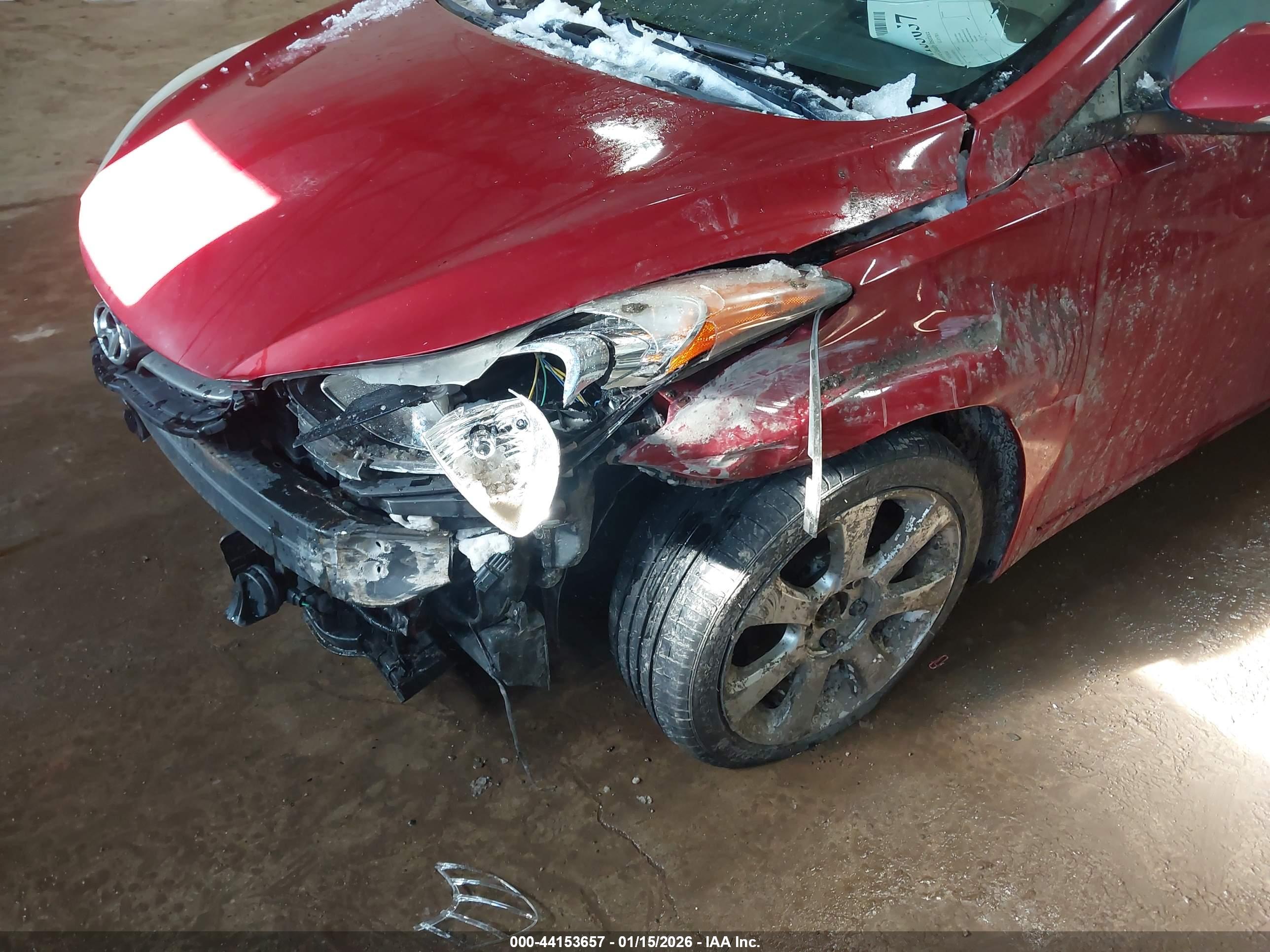 HYUNDAI ELANTRA image 6