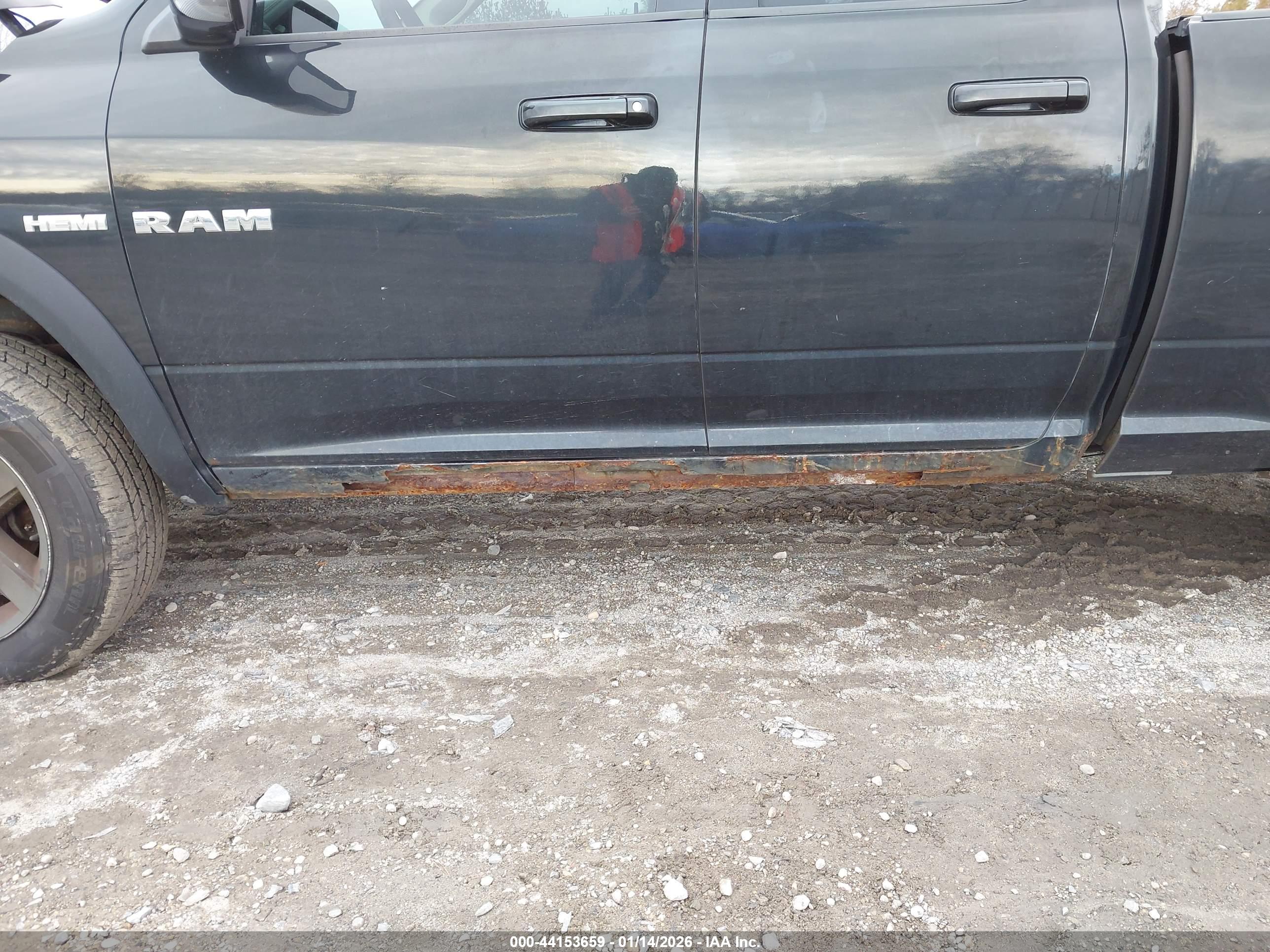 DODGE RAM image 6
