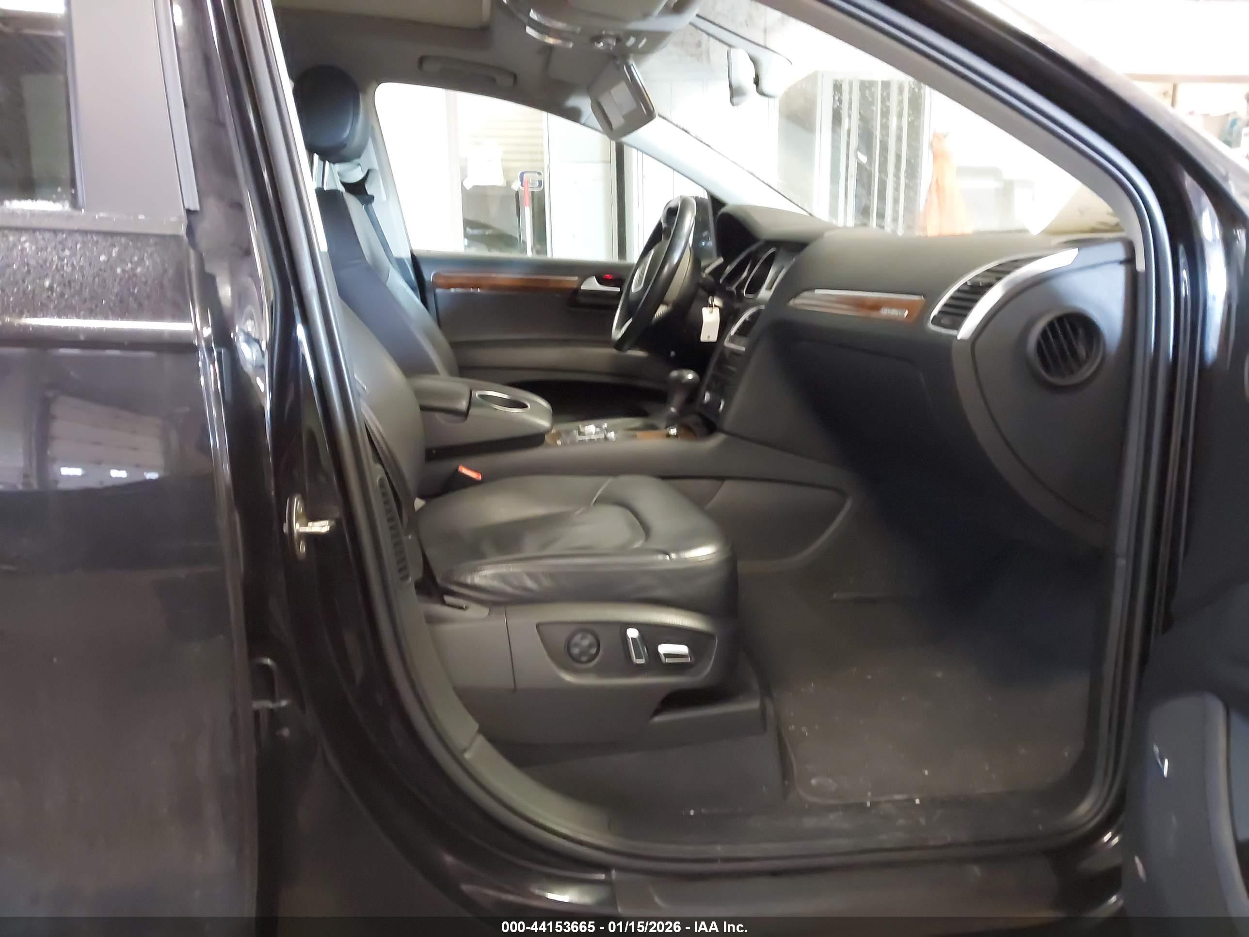 AUDI Q7 image 5