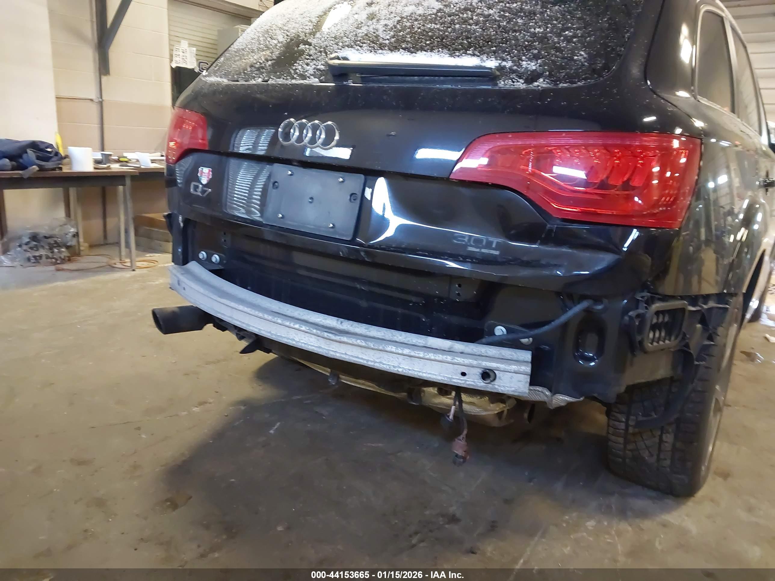 AUDI Q7 image 6