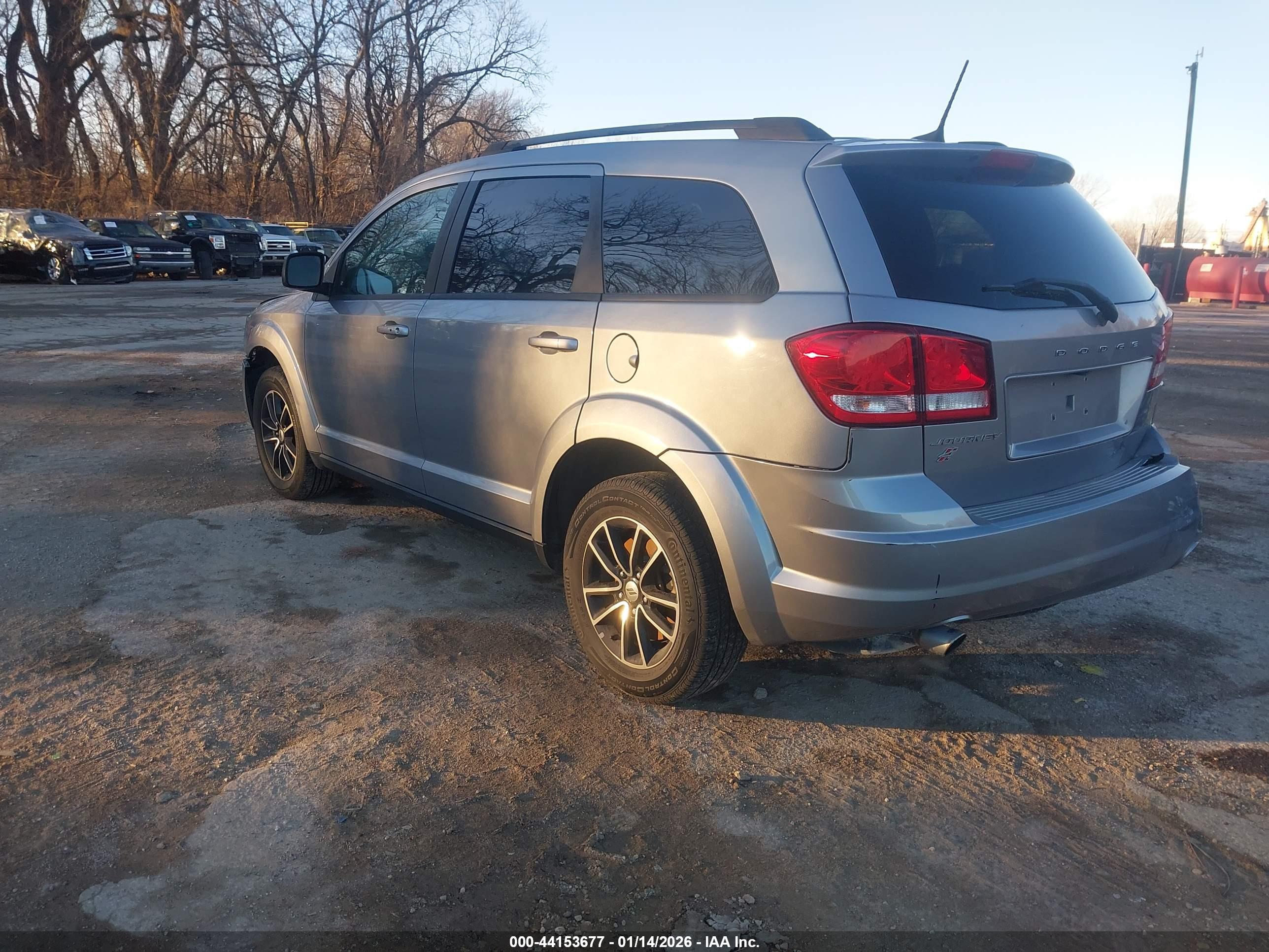DODGE JOURNEY image 3