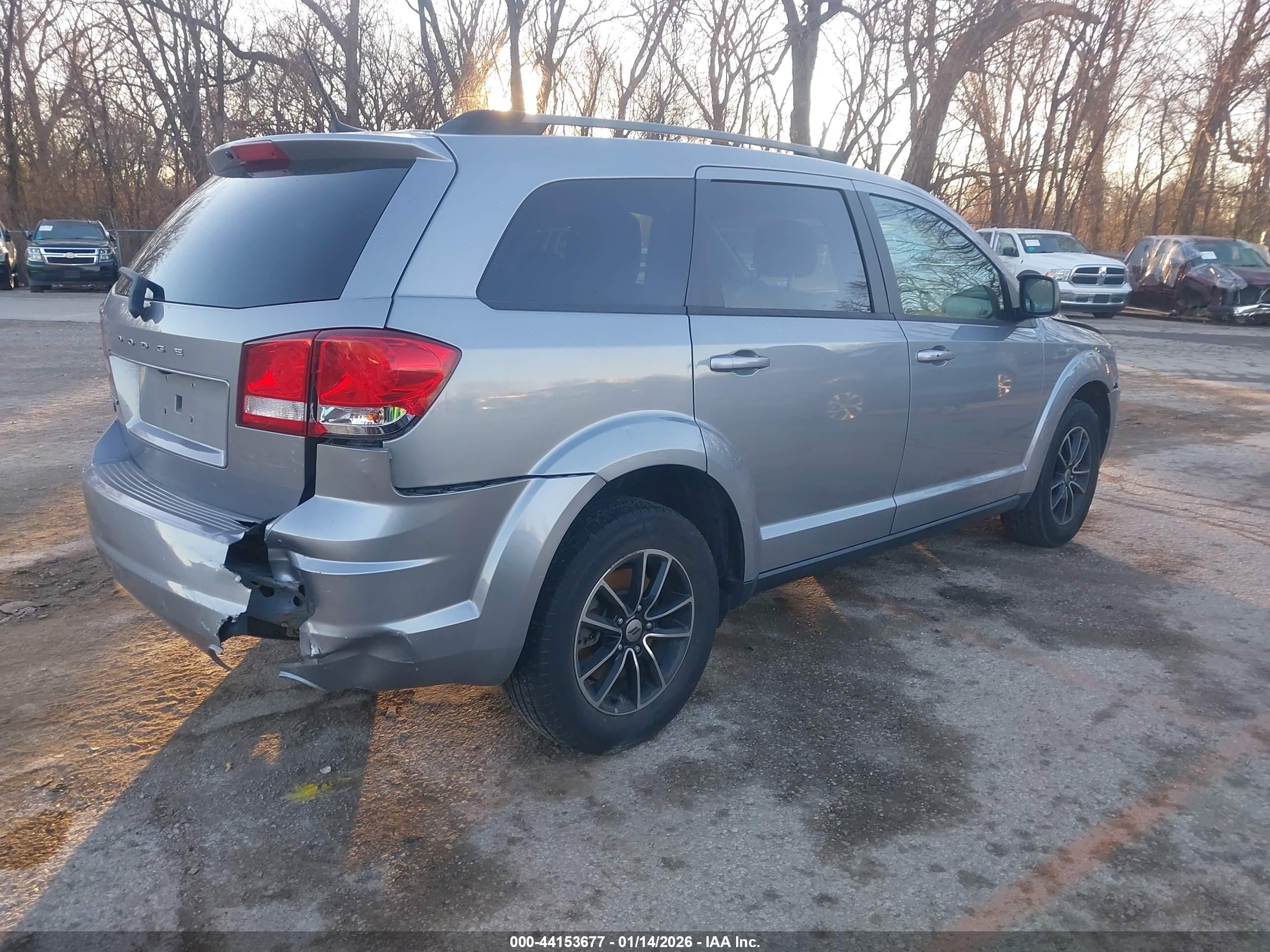 DODGE JOURNEY image 4