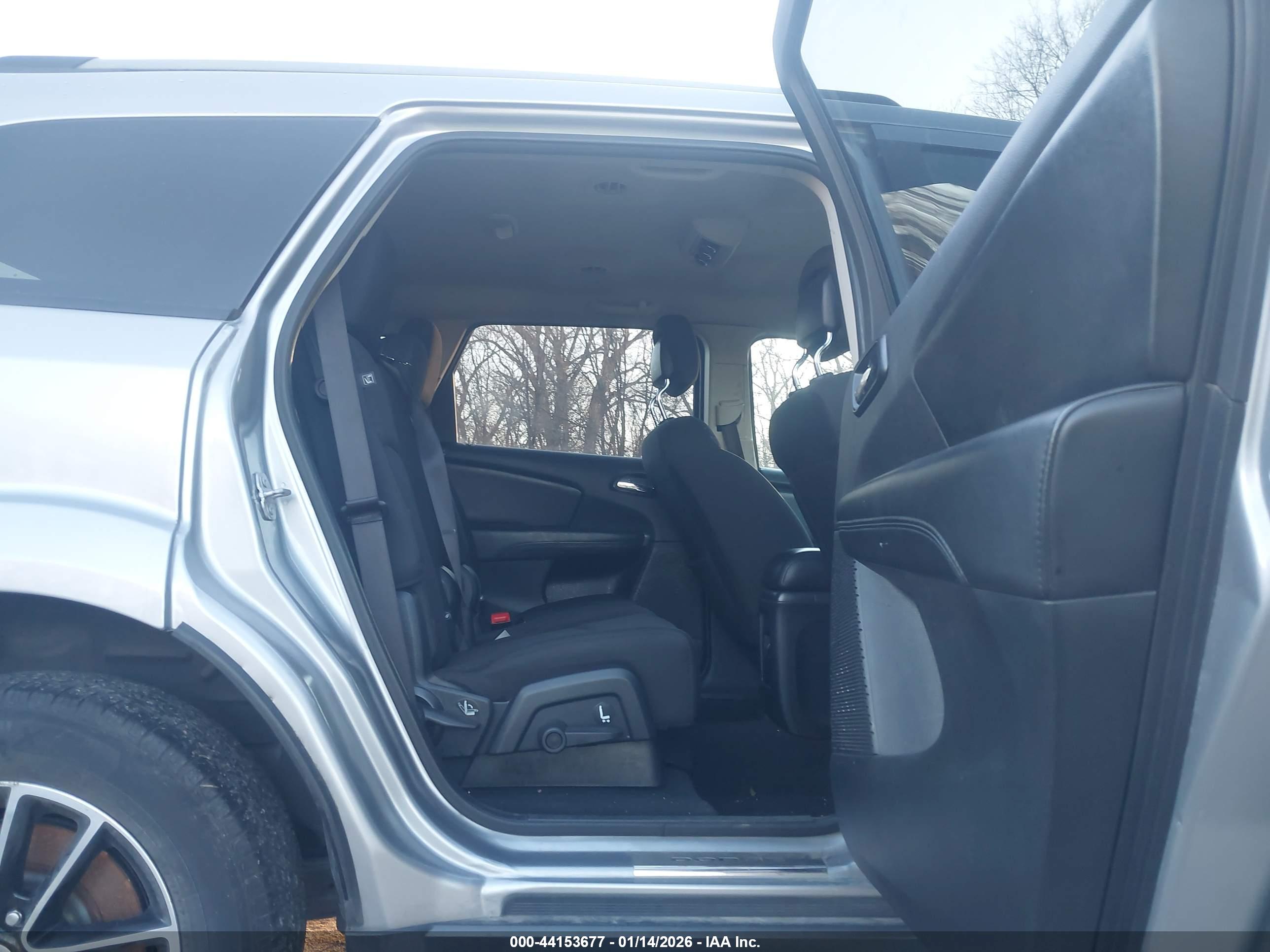 DODGE JOURNEY image 8